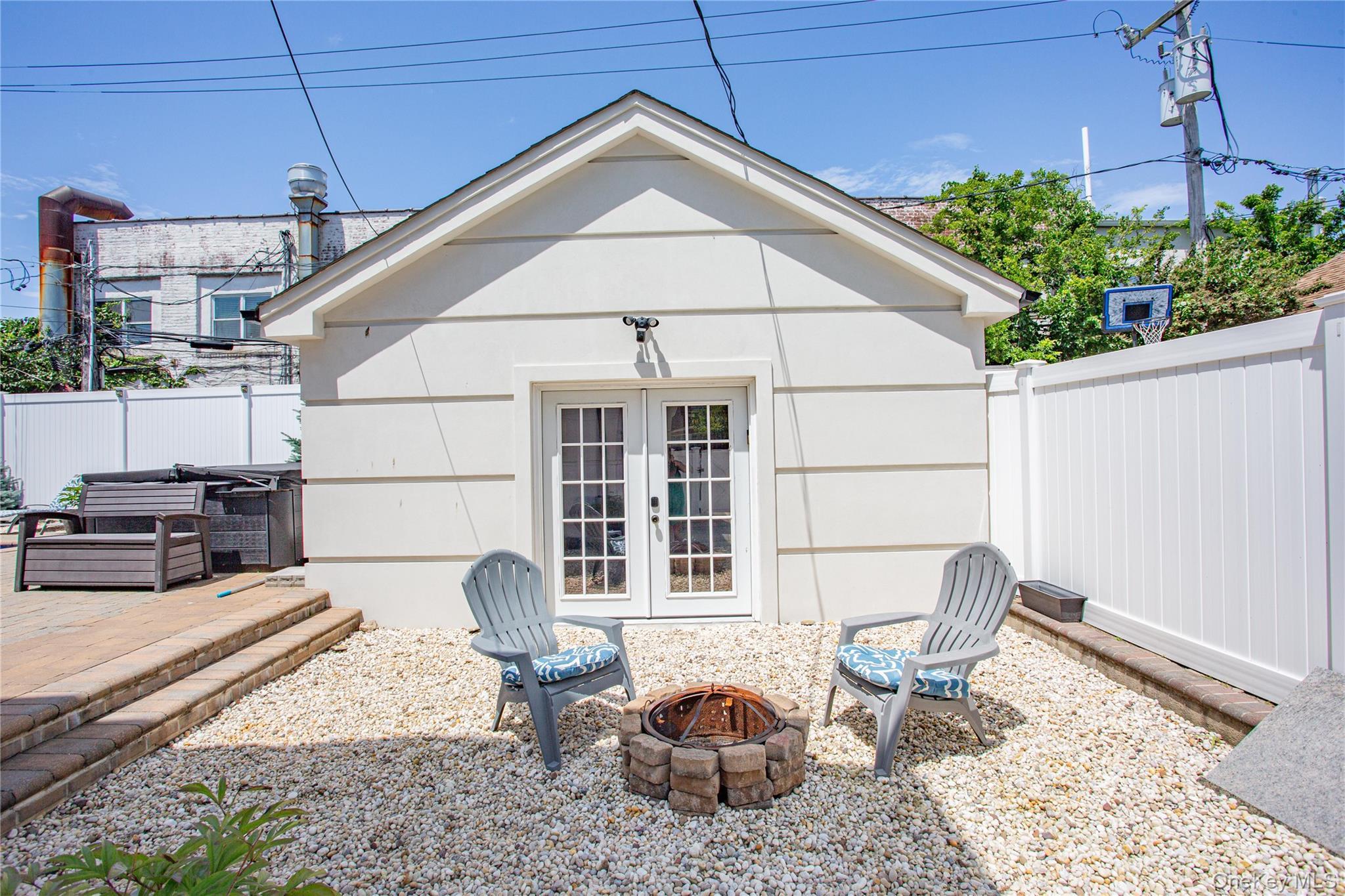 Single Family W Walnut Street  Nassau County, NY 11561, MLS-963088-42