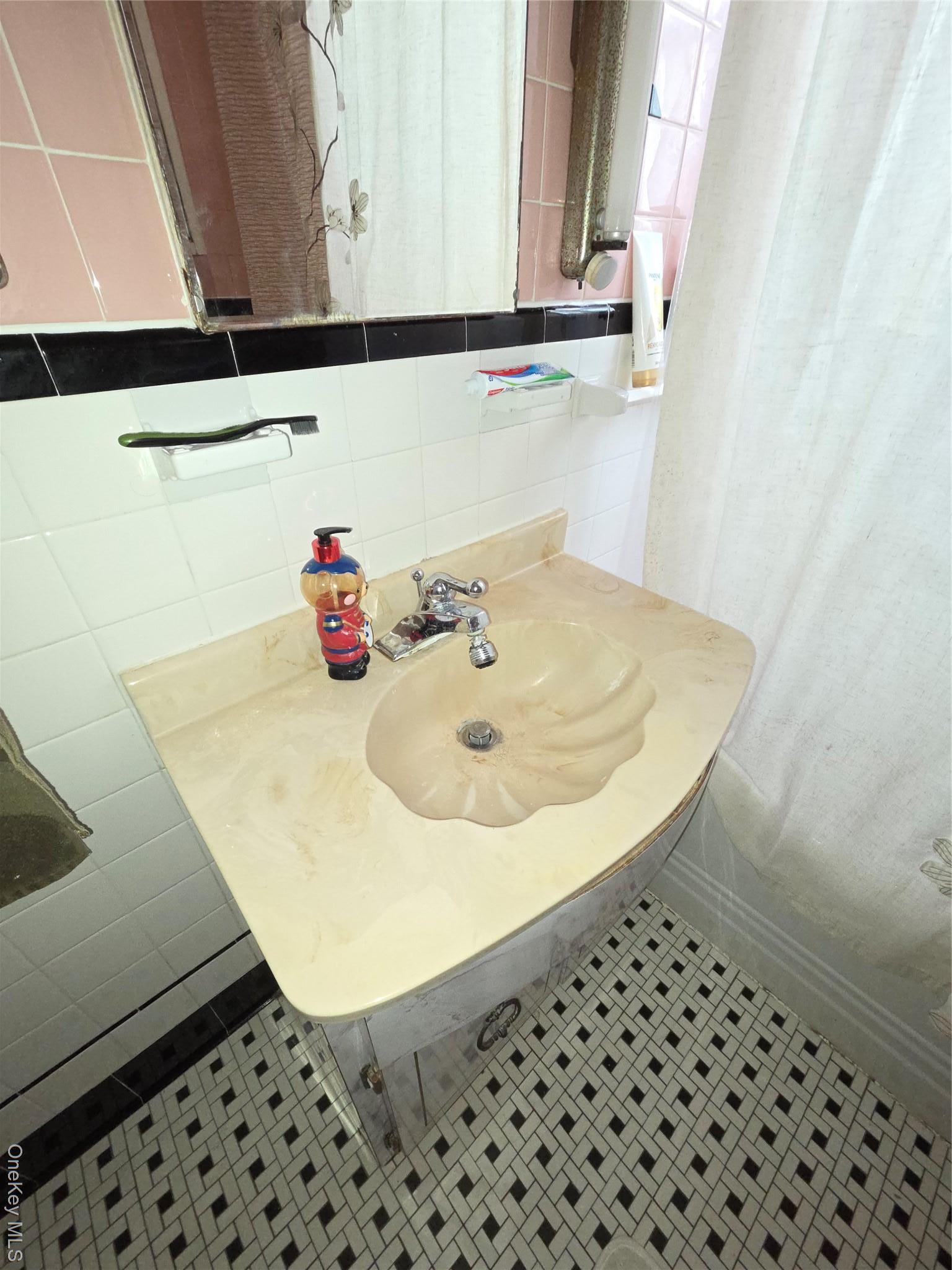 Single Family Grand  Dutchess County, NY 12603, MLS-963120-15