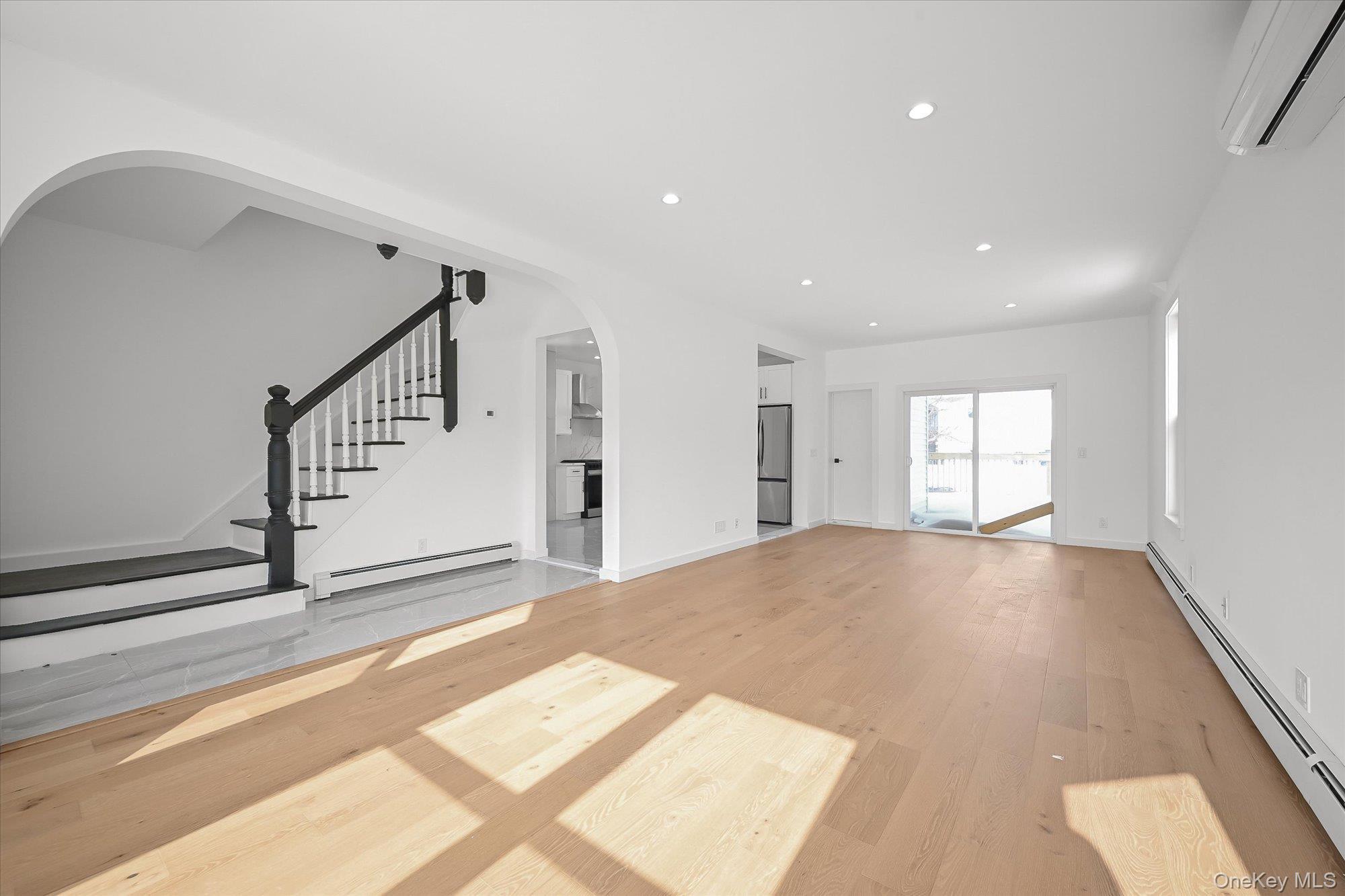 Single Family 13th  Queens, NY 11357, MLS-963124-2