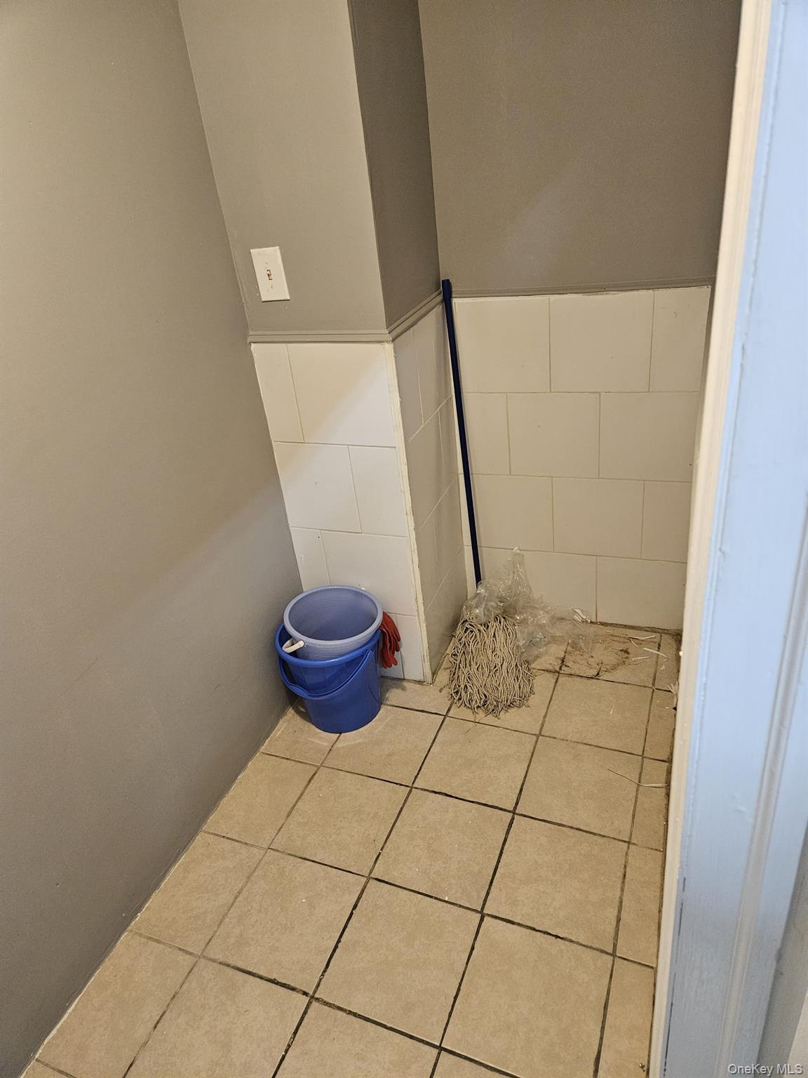Commercial Lease Sutphin  Queens, NY 11435, MLS-963130-7