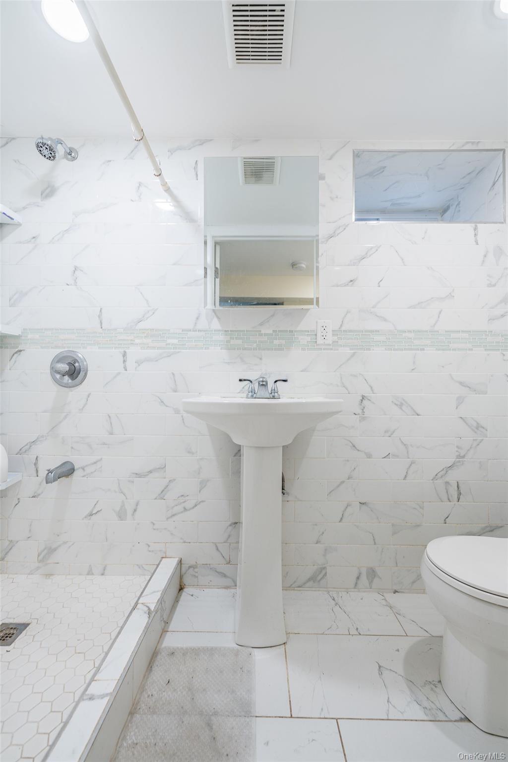 Single Family 13th  Queens, NY 11357, MLS-963142-10