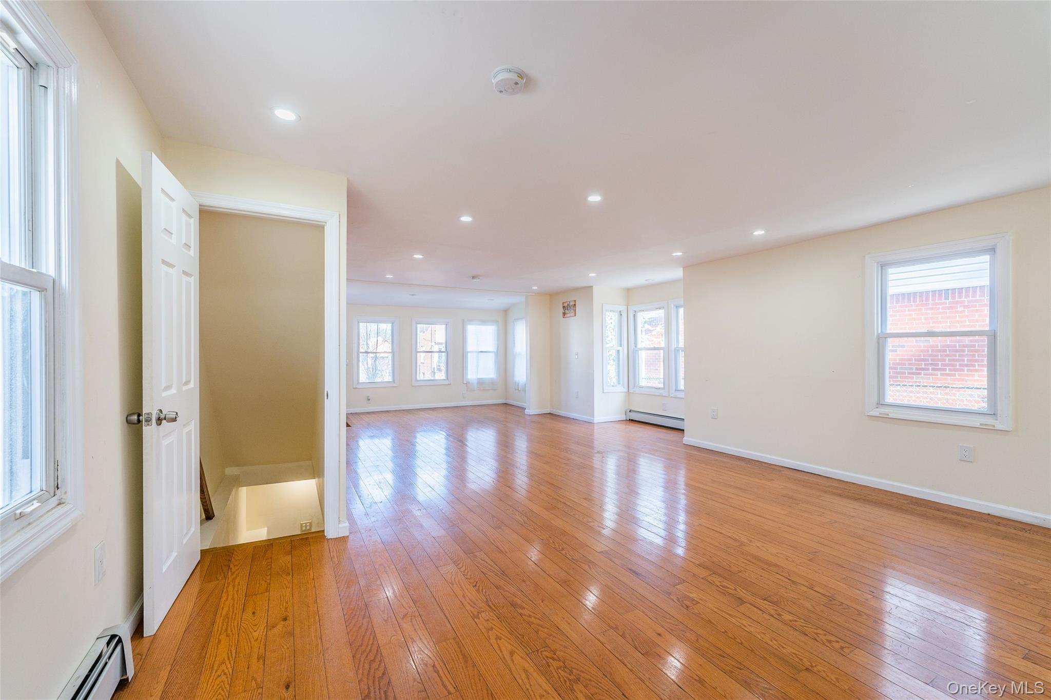 Single Family 13th  Queens, NY 11357, MLS-963142-21