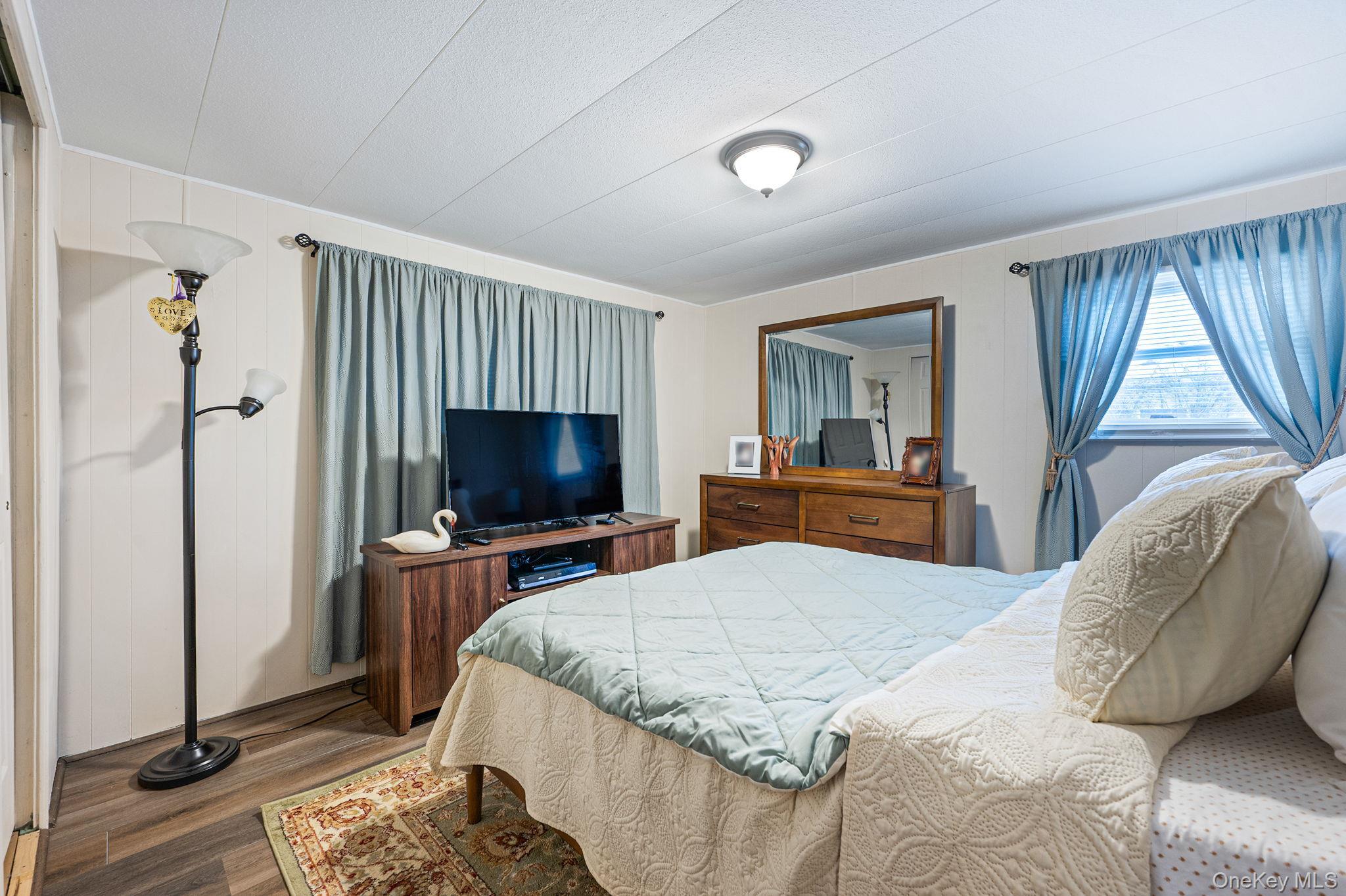 Single Family Riverleigh Suffolk County, NY 11901, MLS-963146-13