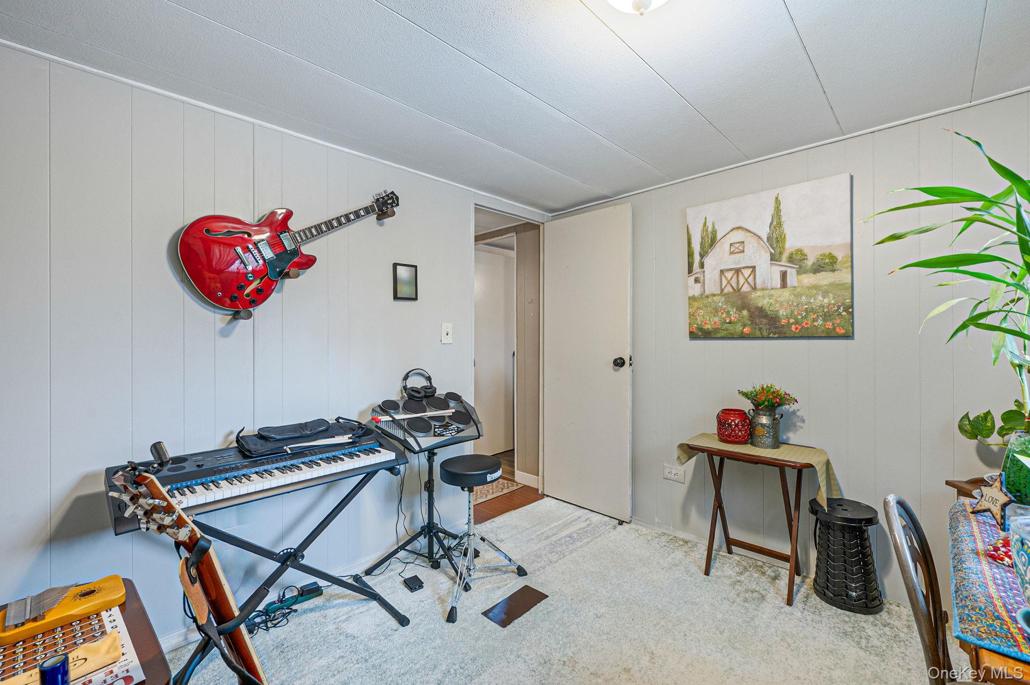 Single Family Riverleigh Suffolk County, NY 11901, MLS-963146-16