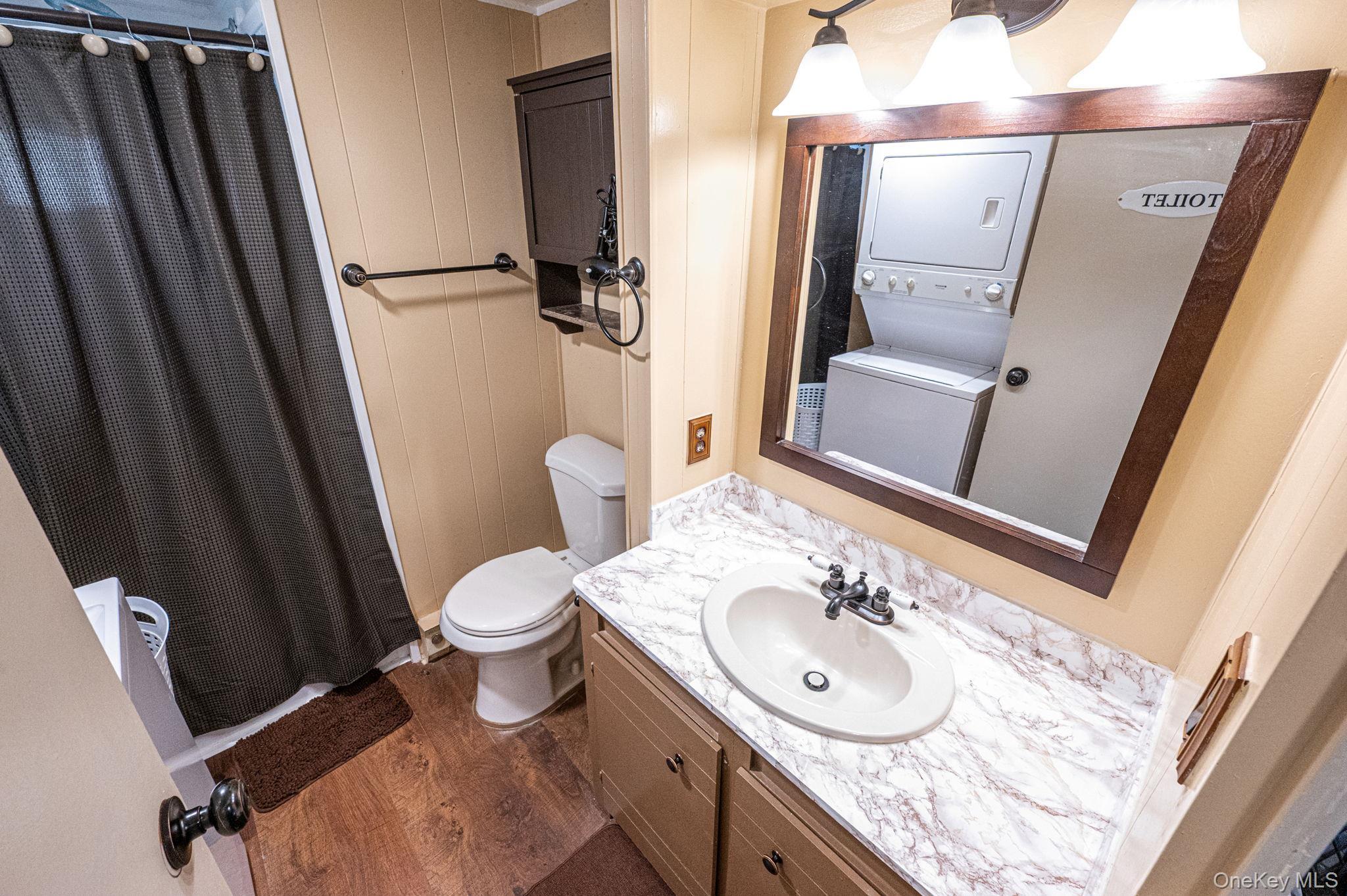 Single Family Riverleigh Suffolk County, NY 11901, MLS-963146-18