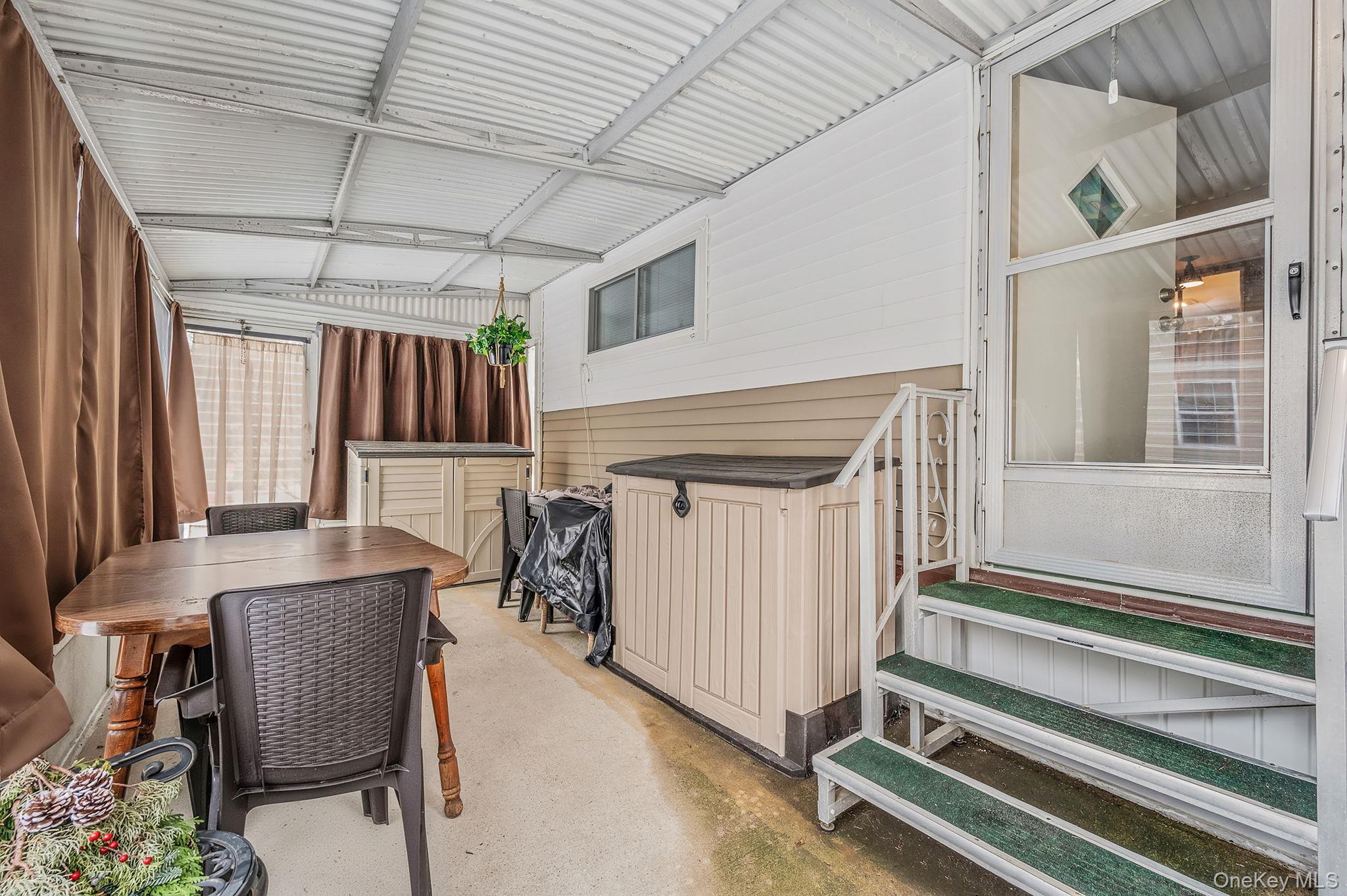 Single Family Riverleigh Suffolk County, NY 11901, MLS-963146-21