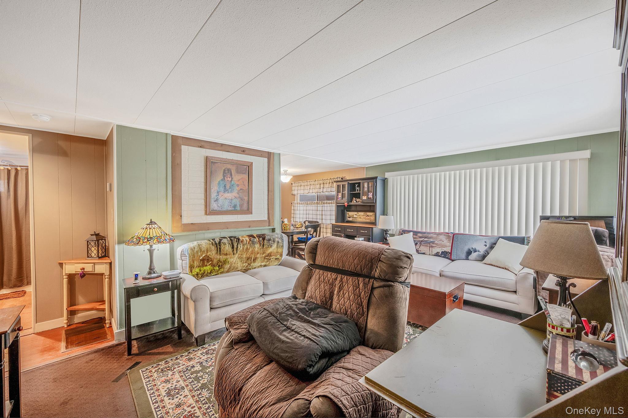 Single Family Riverleigh Suffolk County, NY 11901, MLS-963146-7