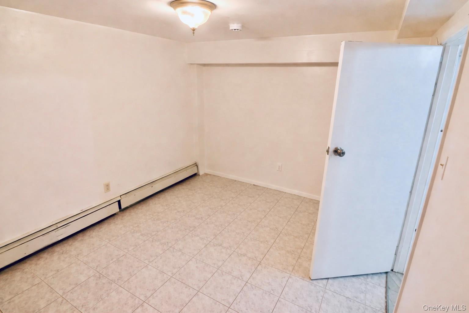 Apartment Beach 115th Queens, NY 11694, MLS-963168-4