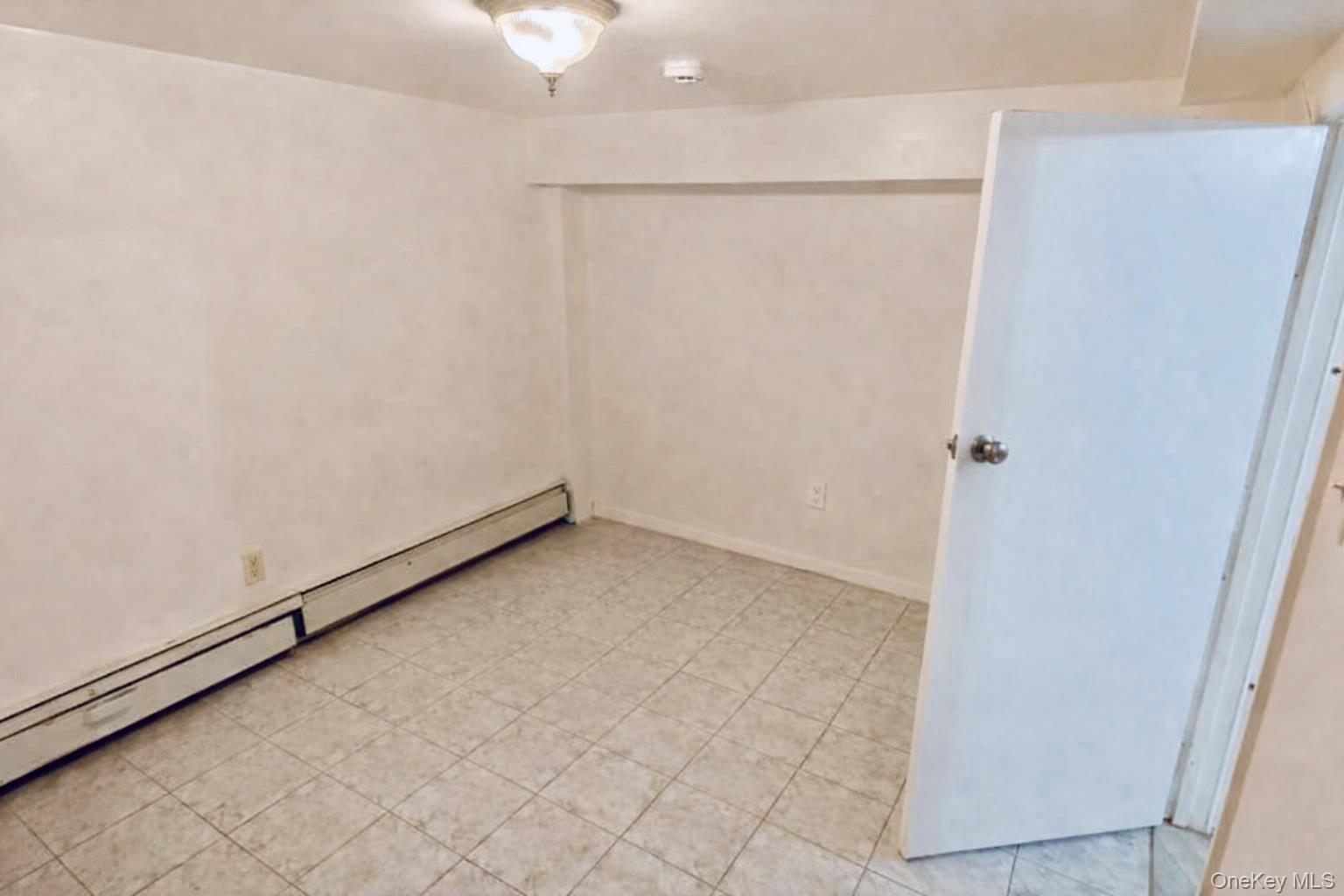 Apartment Beach 115th Queens, NY 11694, MLS-963168-5