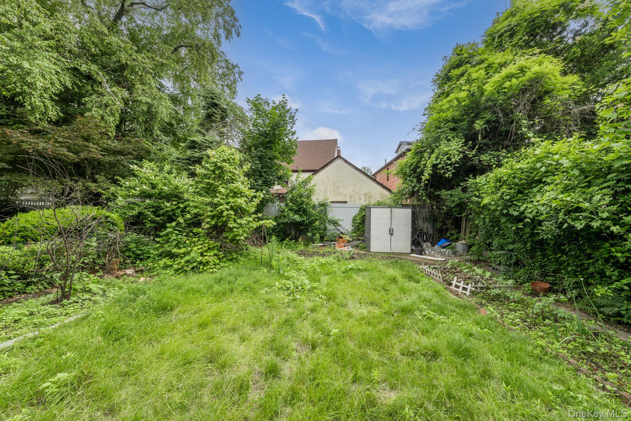 Single Family Eton  Queens, NY 11432, MLS-963176-5