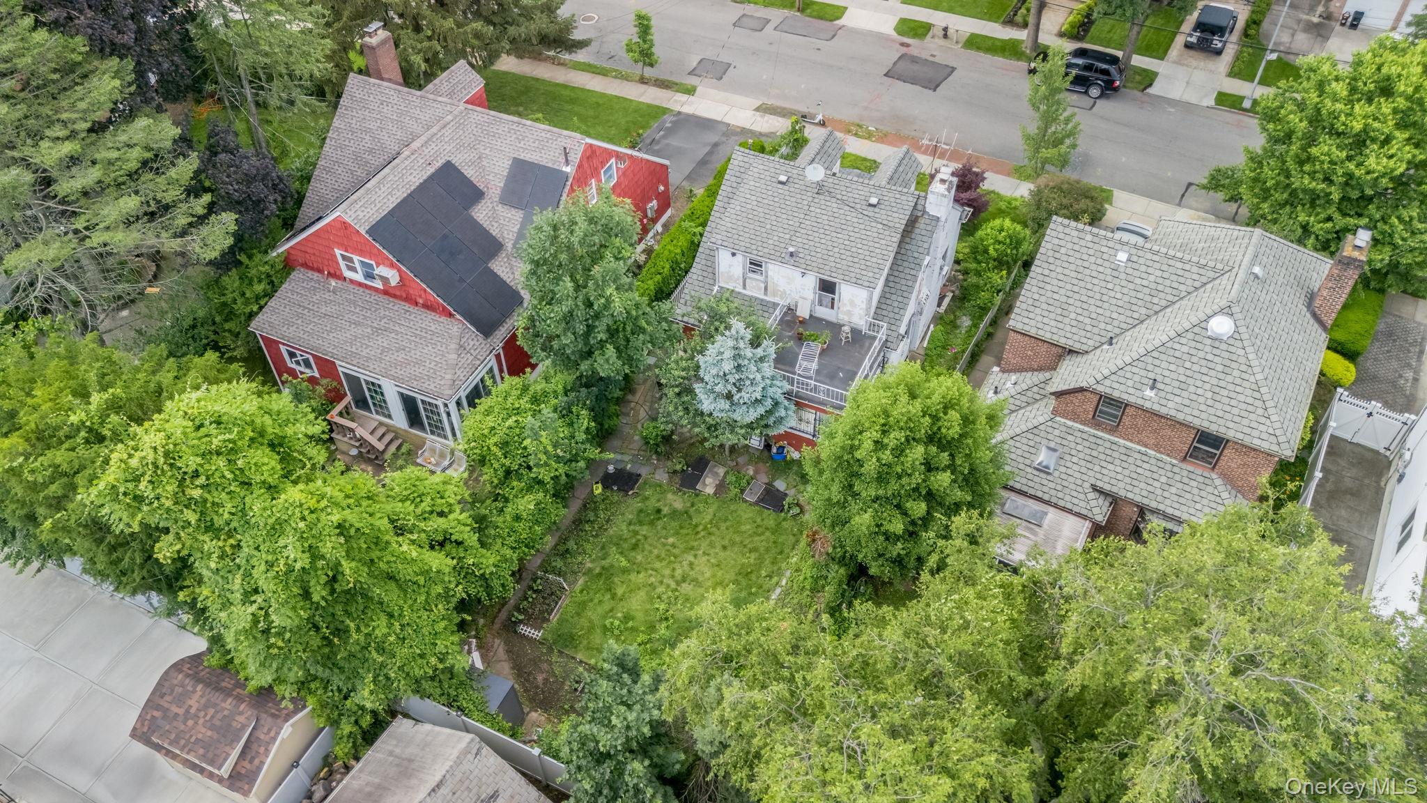 Single Family Eton  Queens, NY 11432, MLS-963176-7