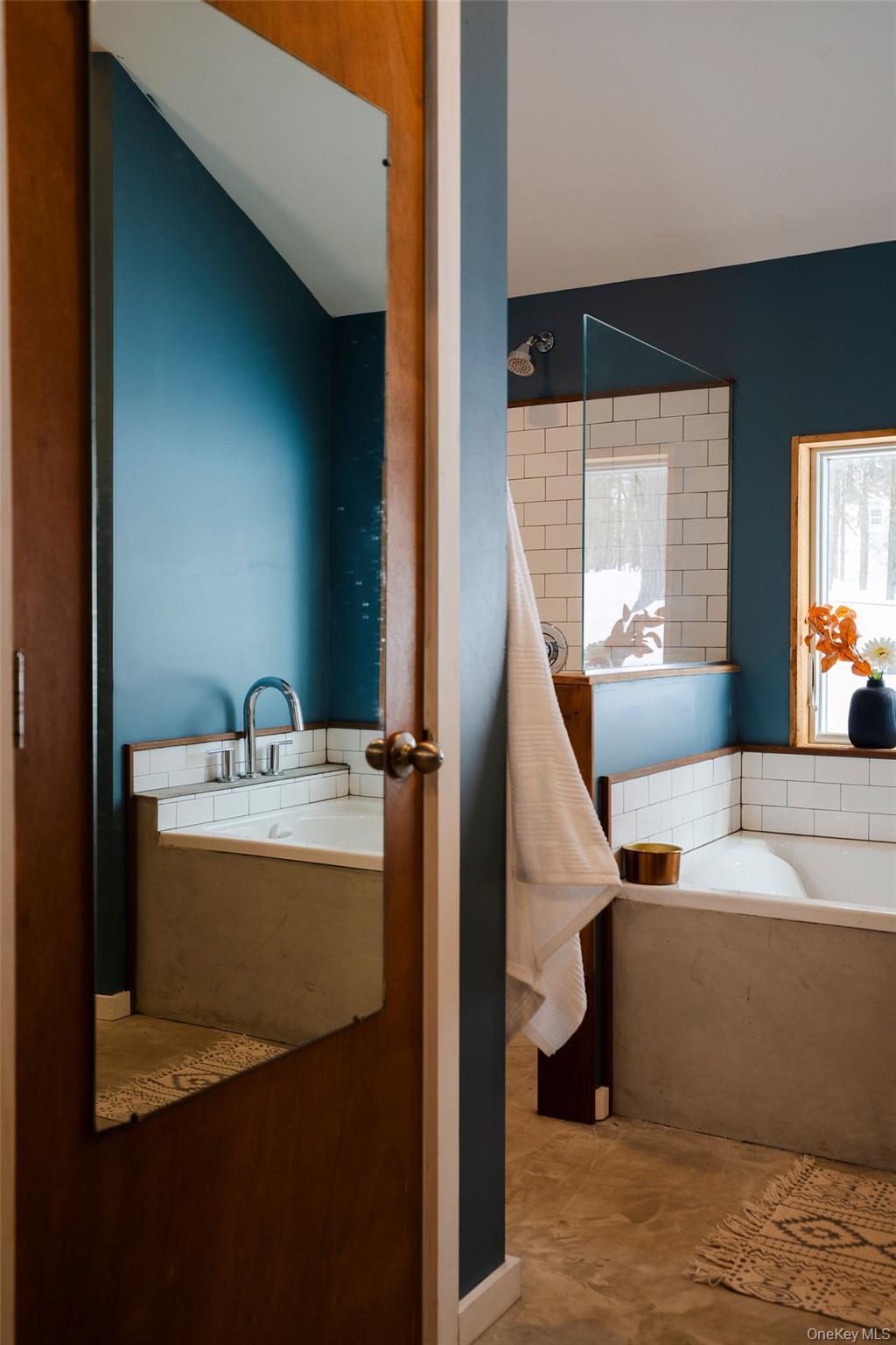 Single Family Hurley  Ulster County, NY 12491, MLS-963177-24