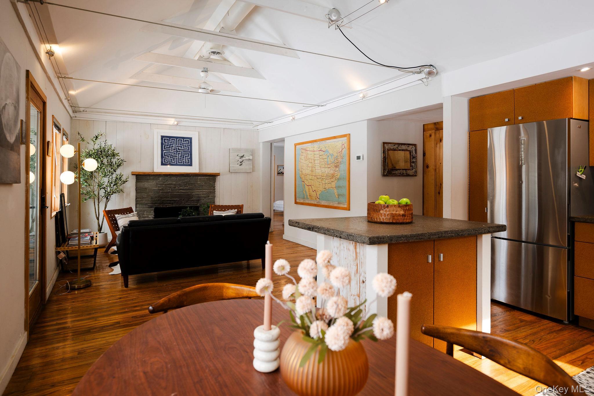 Single Family Hurley  Ulster County, NY 12491, MLS-963177-8