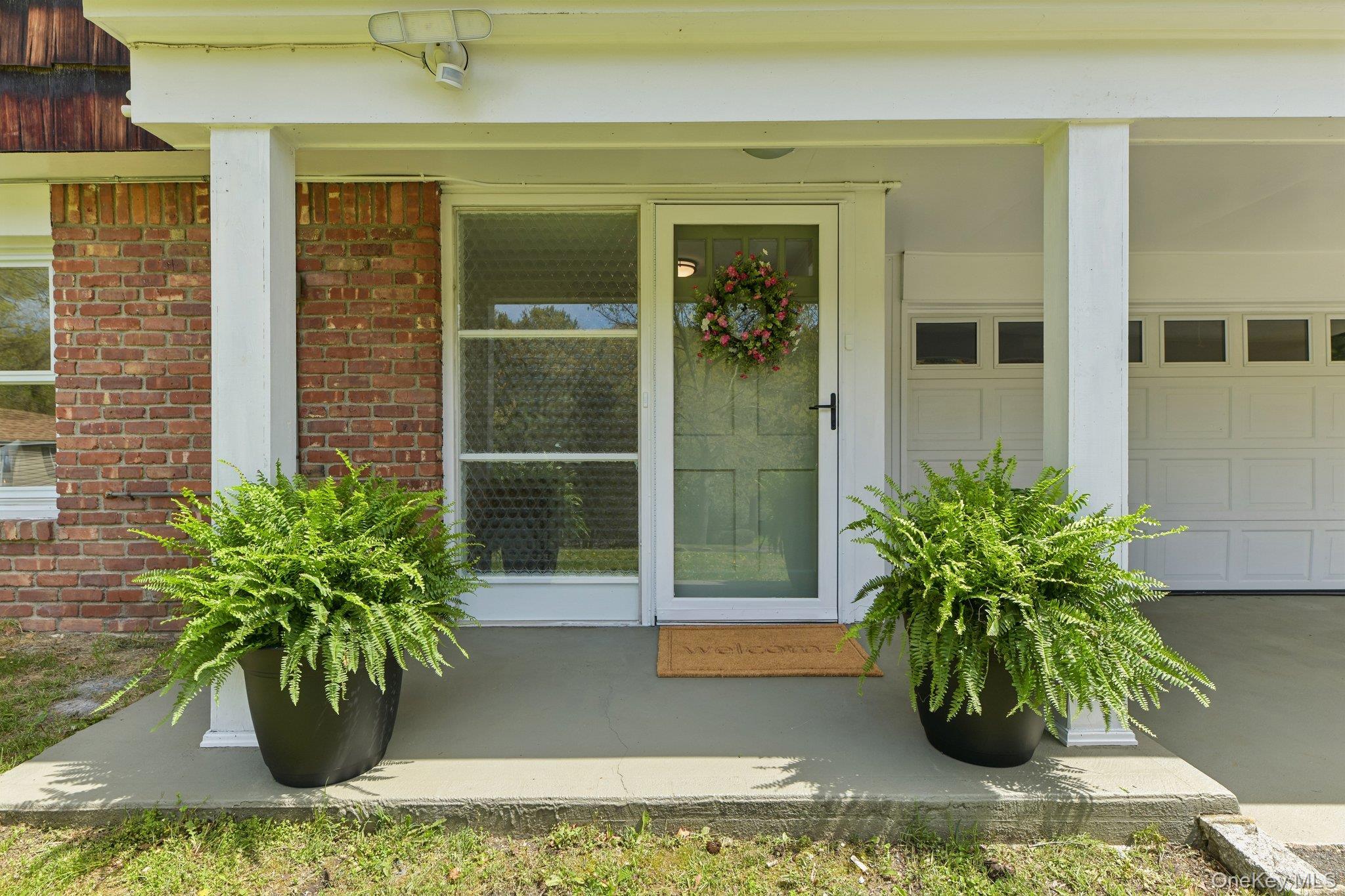 Single Family Stony Hollow  Suffolk County, NY 11721, MLS-963194-2