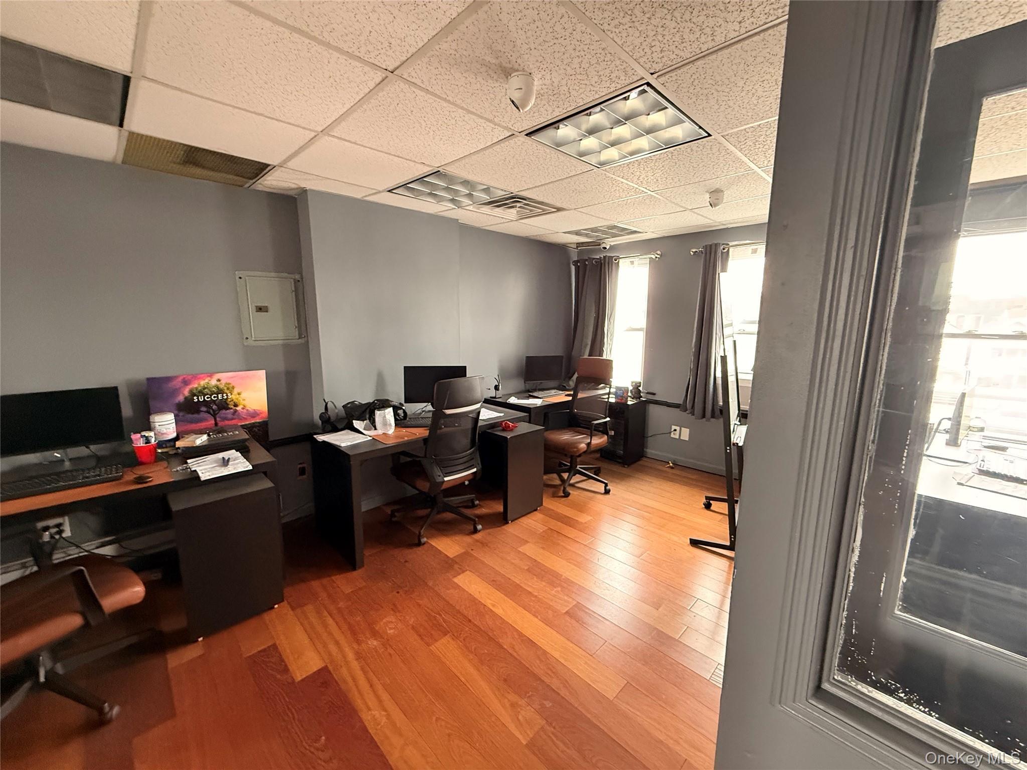 Commercial Lease Queens  Queens, NY 11435, MLS-963220-5