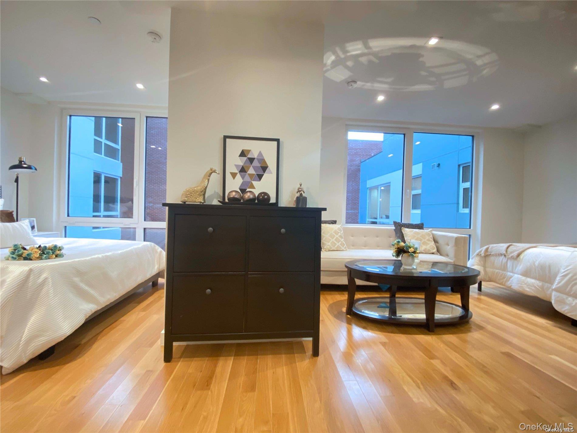 Condo Parsons  Queens, NY 11355, MLS-963224-19