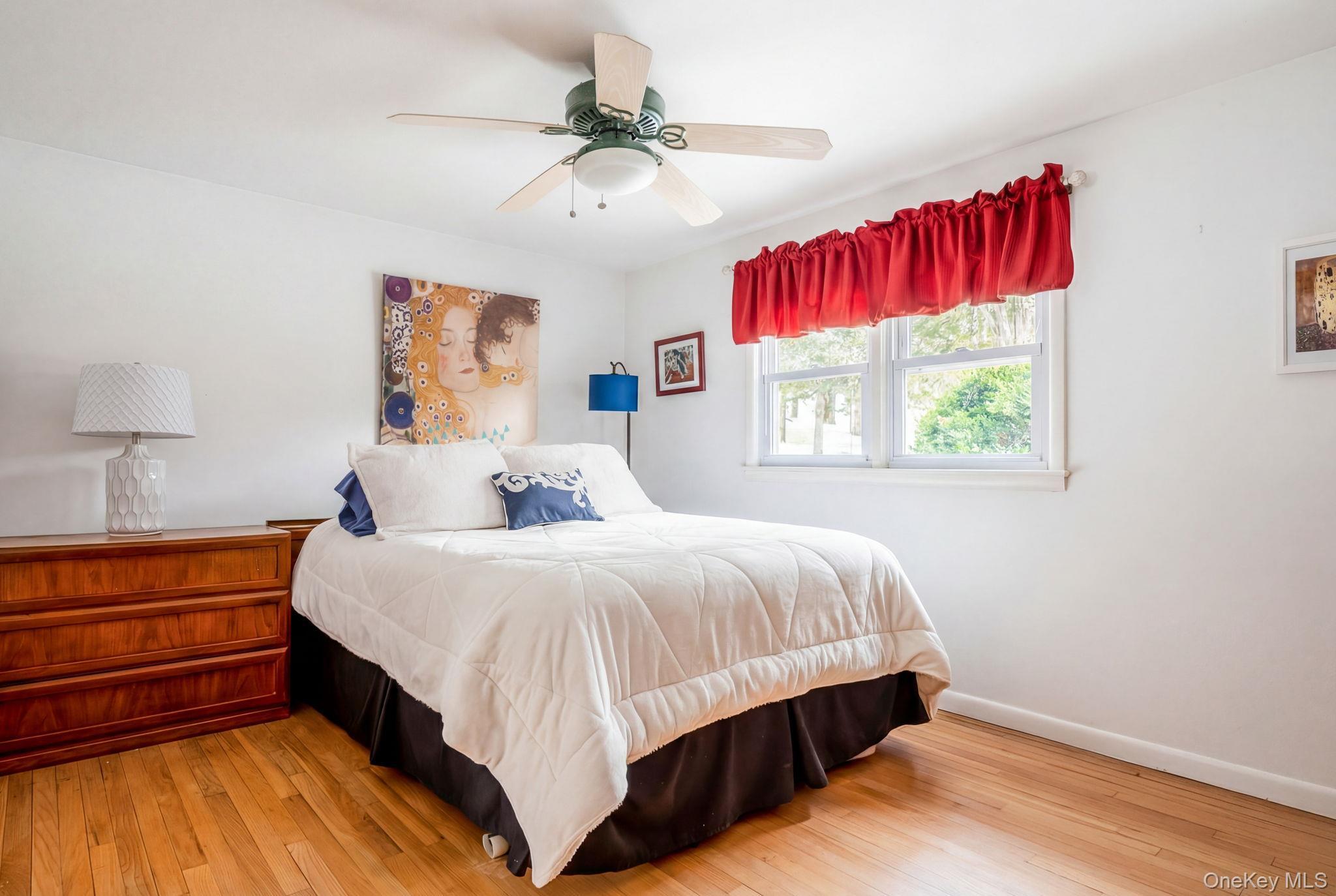 Single Family Mountain View  Ulster County, NY 12443, MLS-963256-12