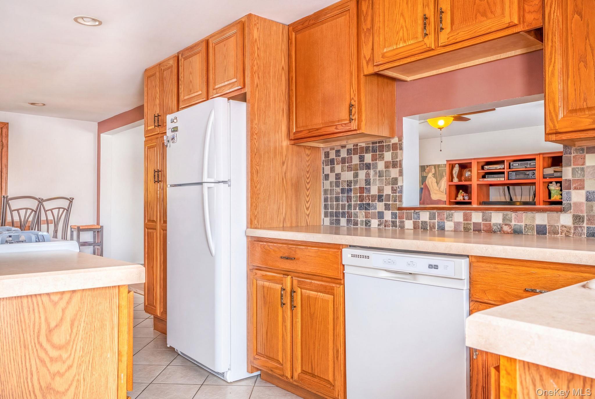 Single Family Mountain View  Ulster County, NY 12443, MLS-963256-6