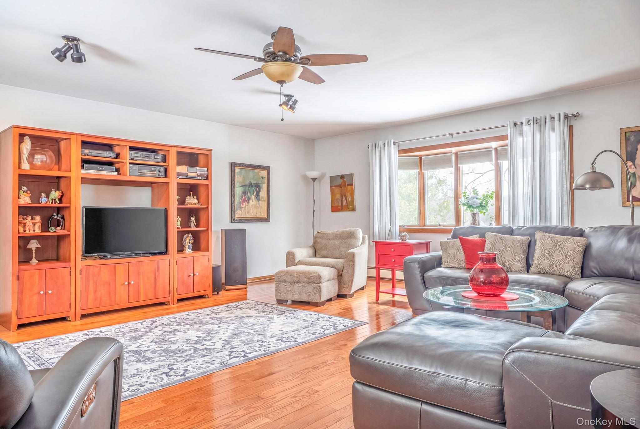 Single Family Mountain View  Ulster County, NY 12443, MLS-963256-8