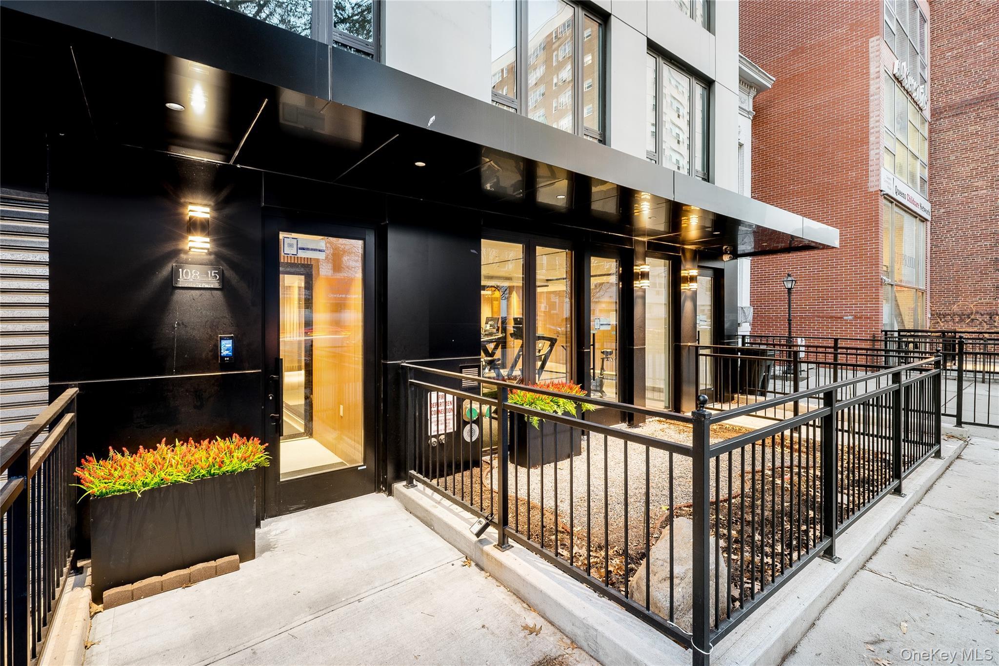 Condo 72nd  Queens, NY 11375, MLS-963261-10