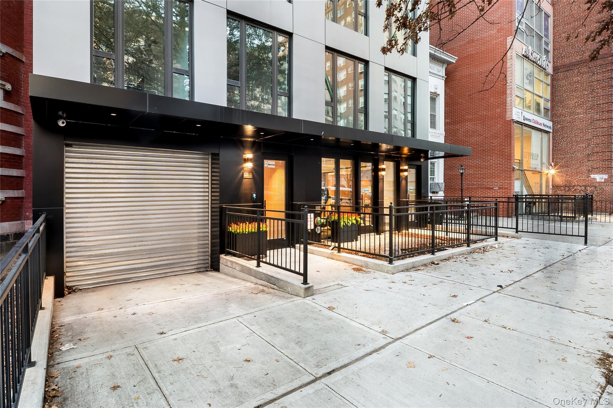 Condo 72nd  Queens, NY 11375, MLS-963261-9