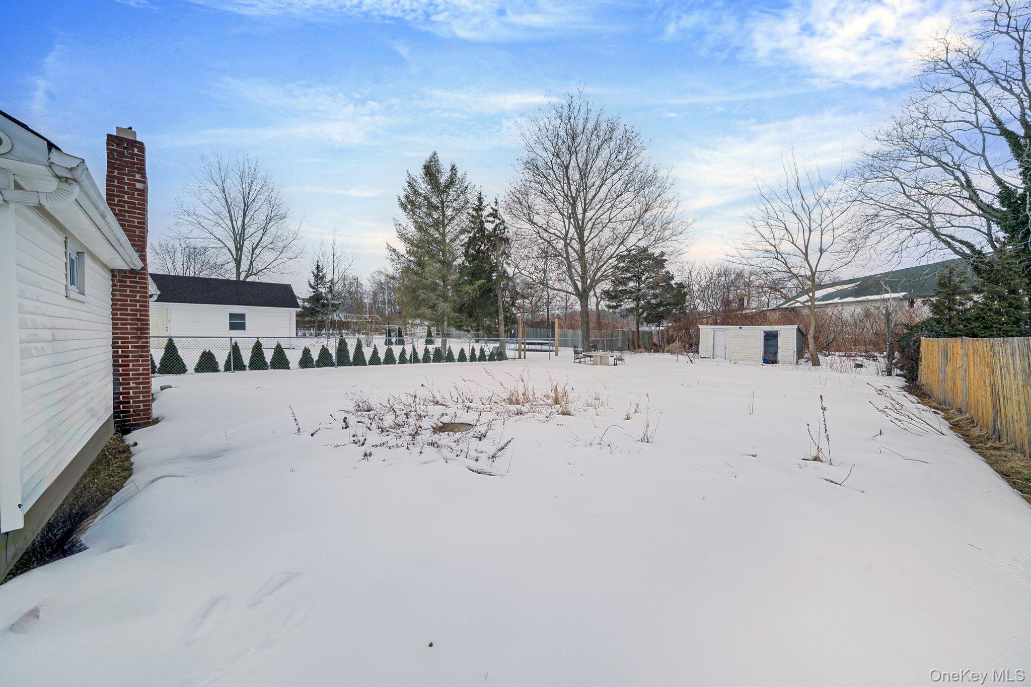 Single Family Woodcrest  Suffolk County, NY 11901, MLS-963275-17