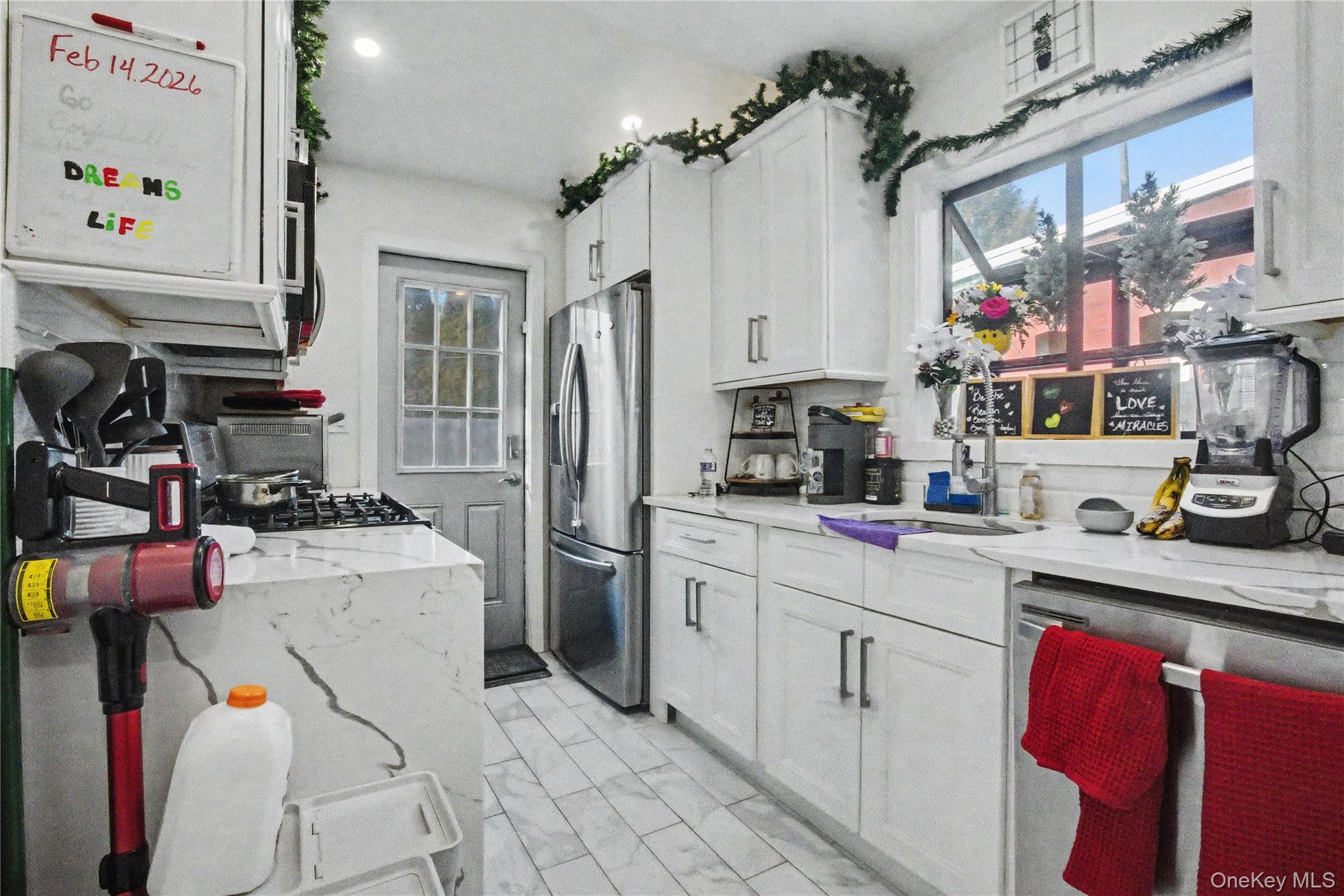 Single Family Street  Out Of Area, NY 08611, MLS-963277-6