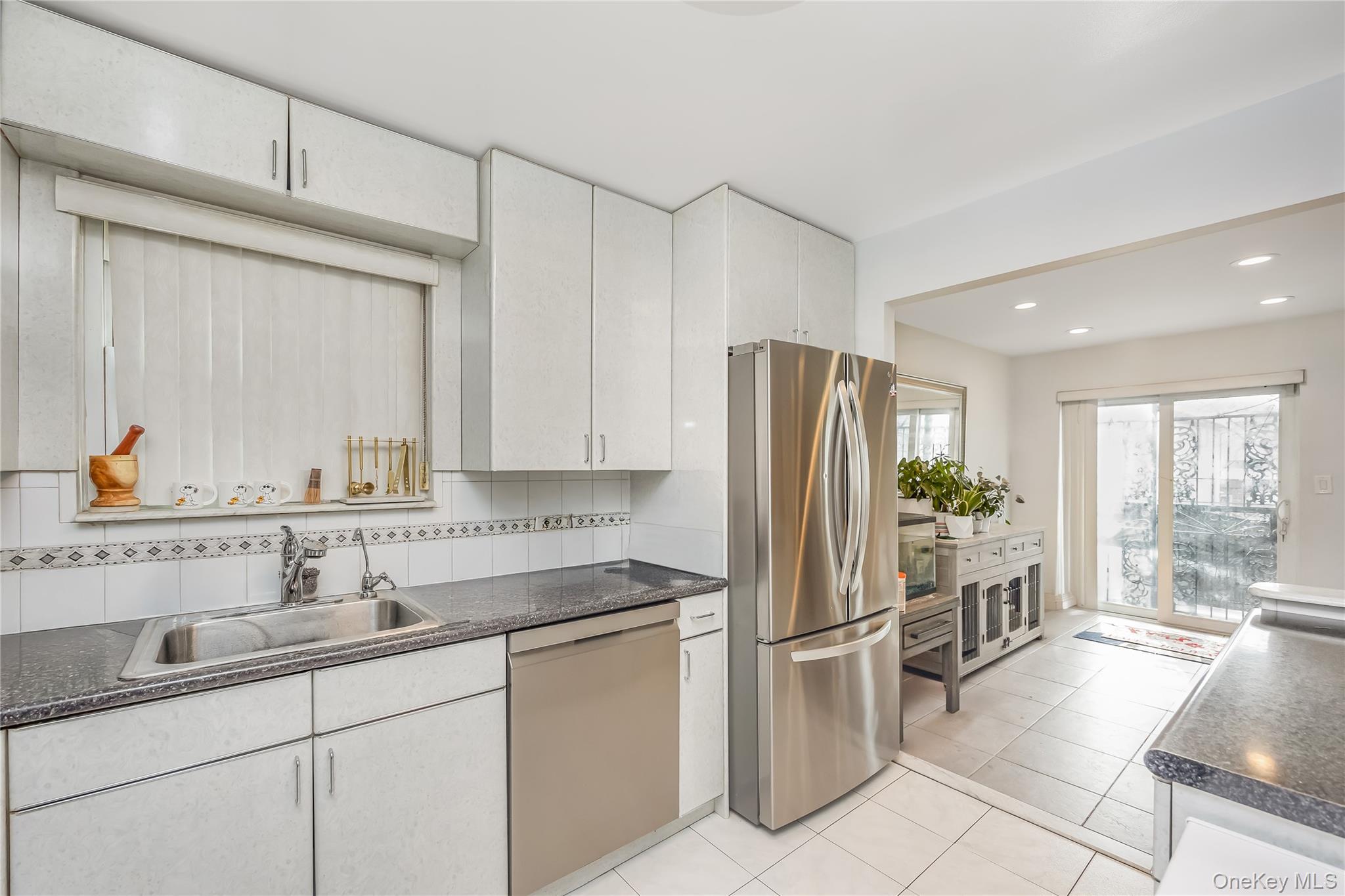 Single Family 58th Queens, NY 11378, MLS-963291-14