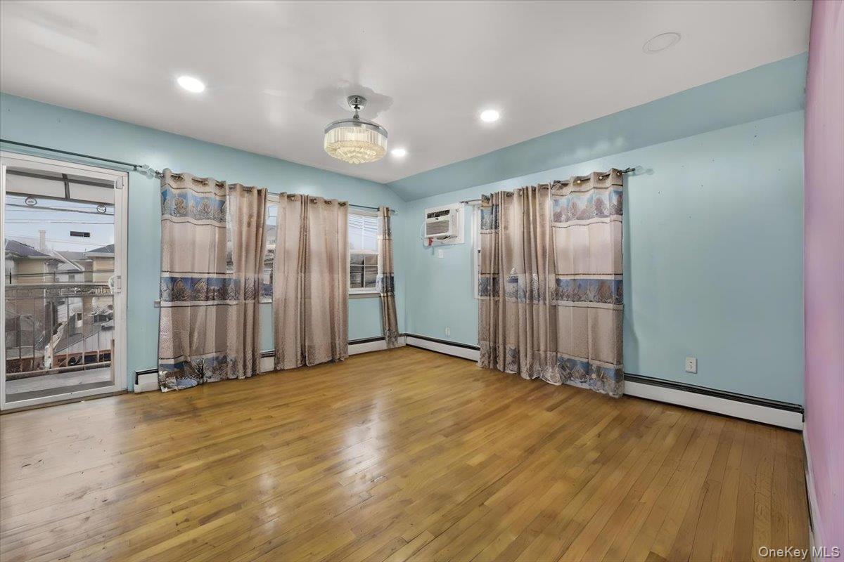 Single Family Lux  Queens, NY 11435, MLS-963320-14