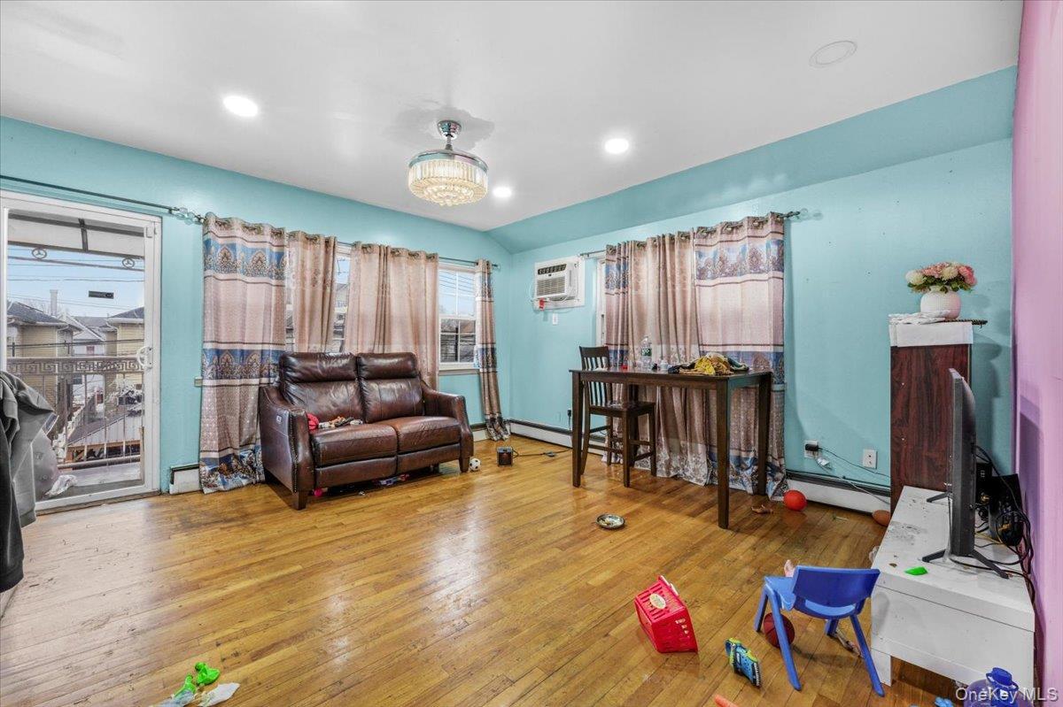 Single Family Lux  Queens, NY 11435, MLS-963320-15