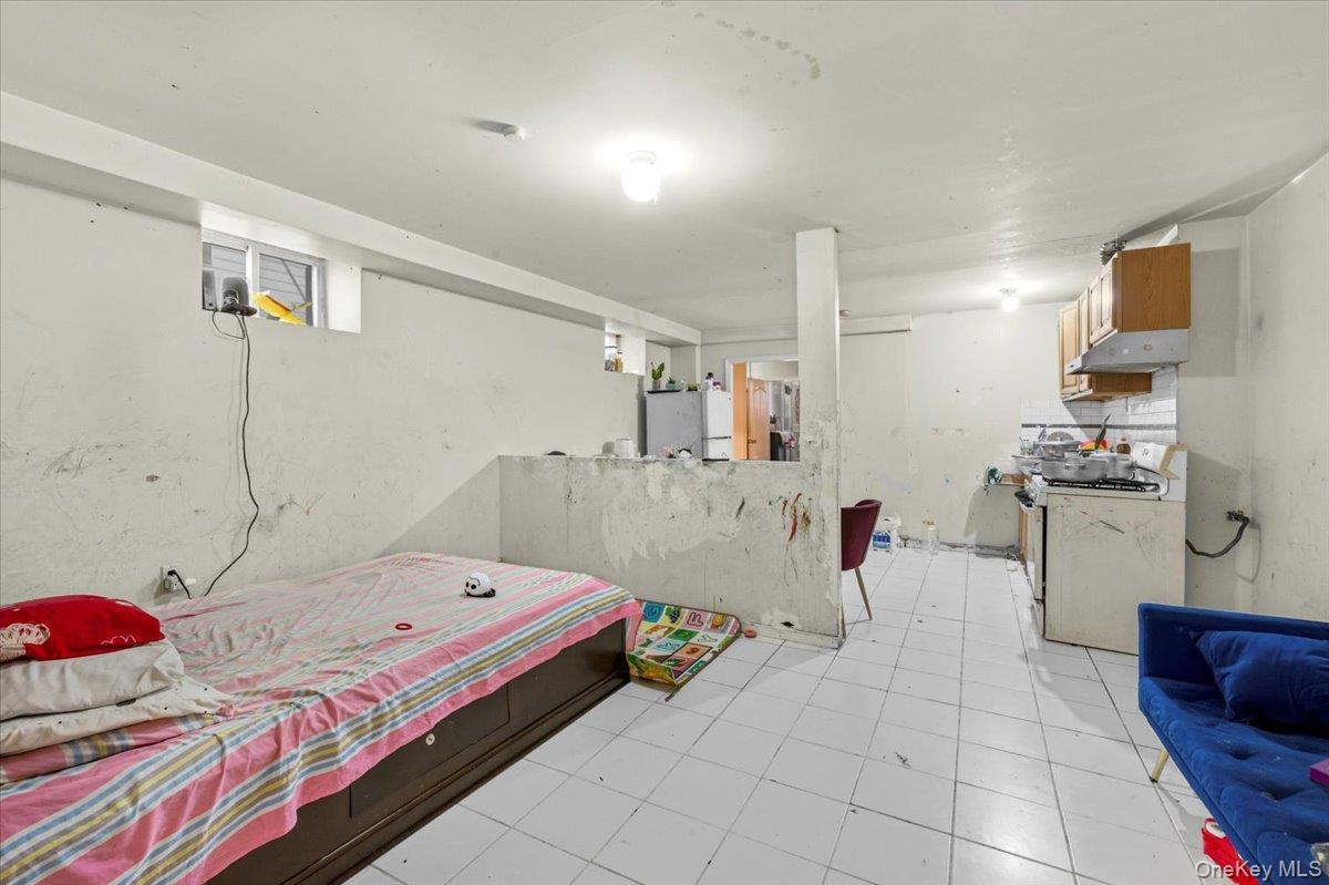 Single Family Lux  Queens, NY 11435, MLS-963320-27