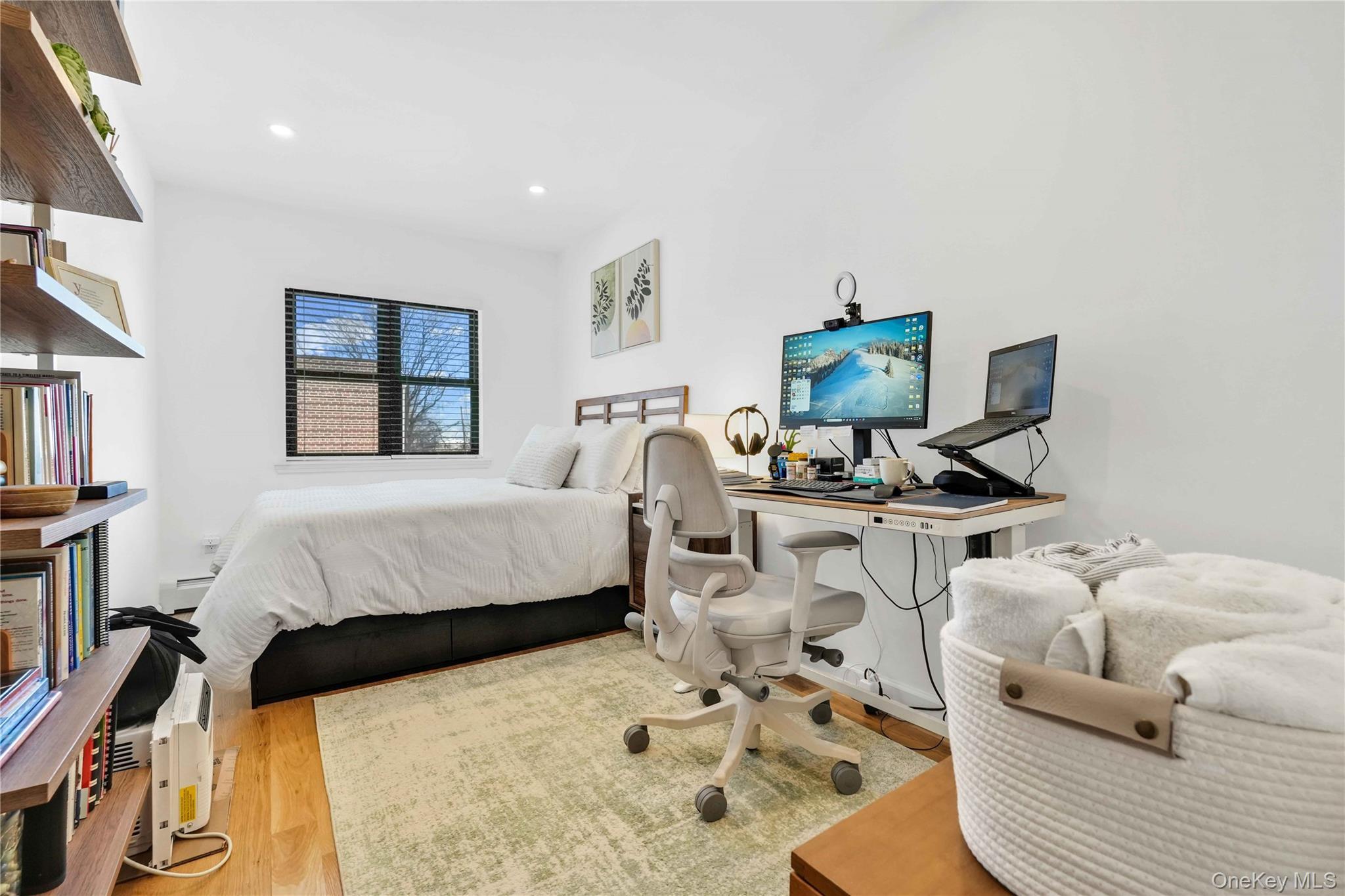 Single Family 21st  Queens, NY 11105, MLS-963326-8