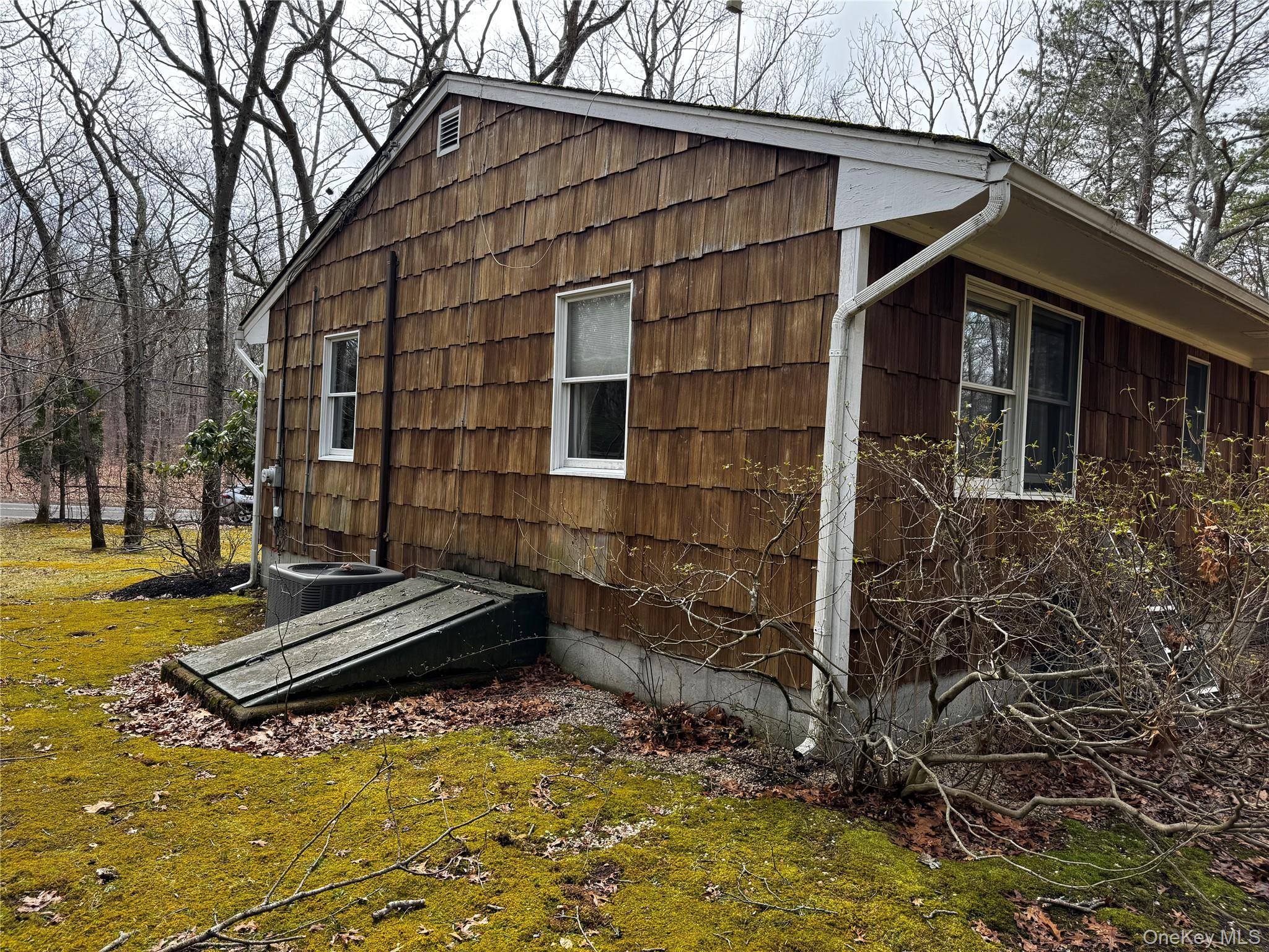 Single Family Mill  Suffolk County, NY 11949, MLS-963334-29