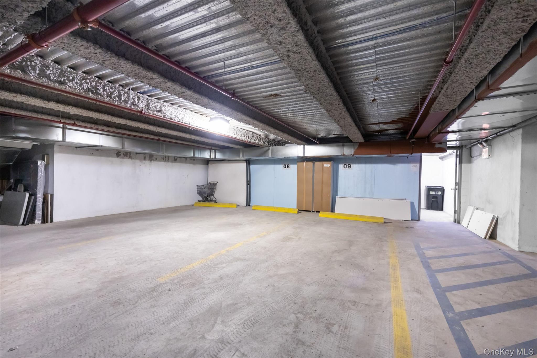 Condo Barclay  Queens, NY 11355, MLS-963367-10