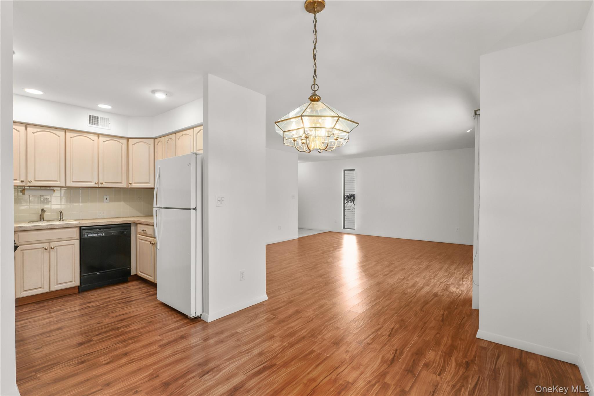 Condo Independence  Westchester County, NY 10598, MLS-963380-8