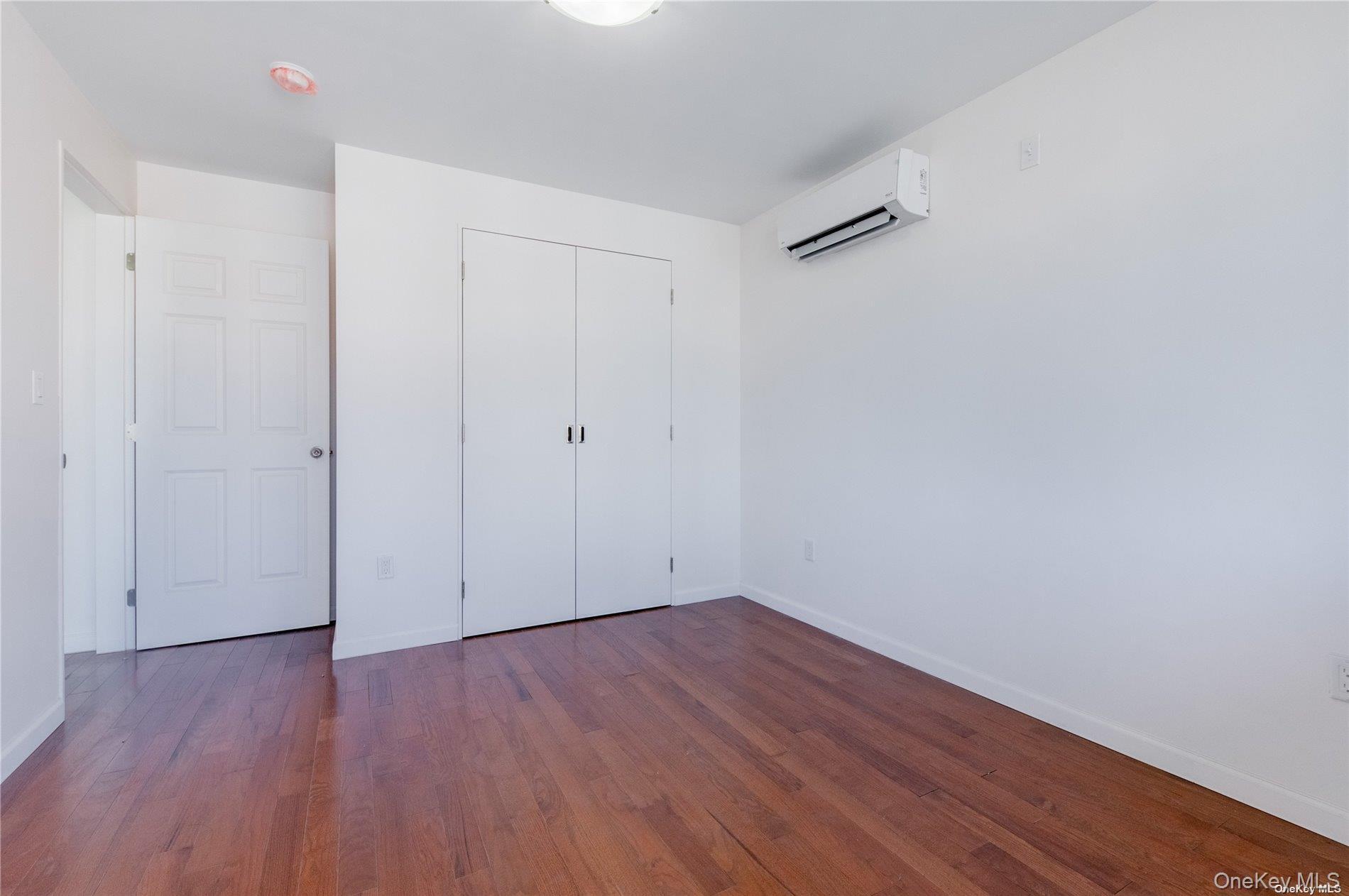 Condo 41st  Queens, NY 11355, MLS-963383-7