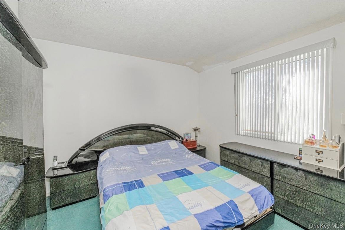 Single Family Ilyssa Way  Staten Island, NY 10312, MLS-963388-7