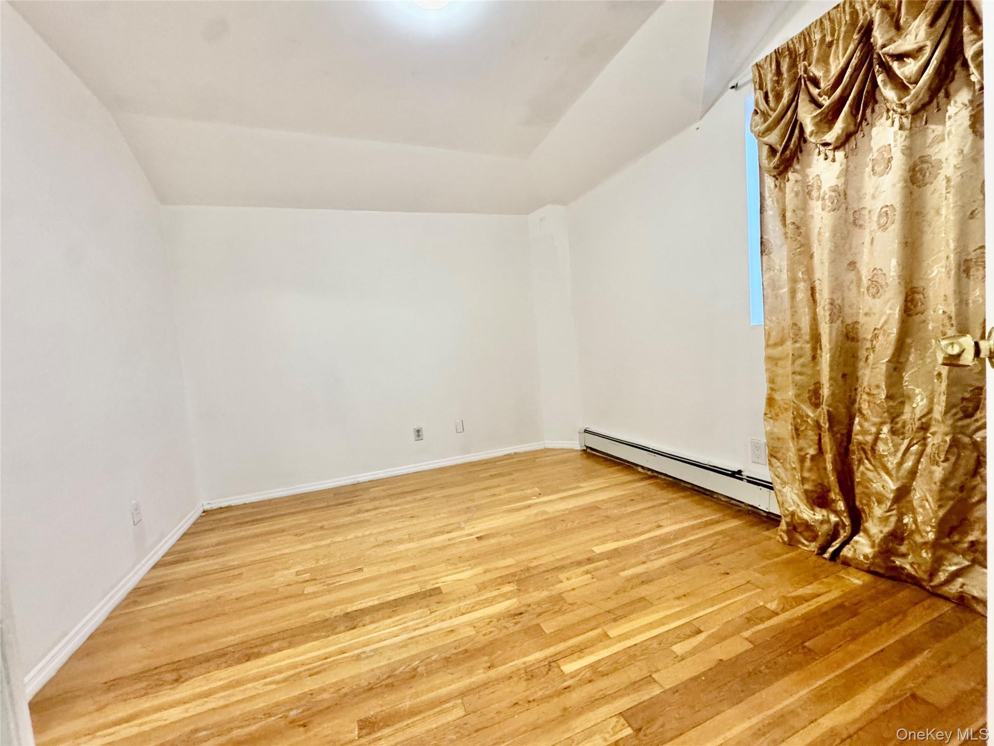 Single Family Alstyne Queens, NY 11368, MLS-963389-14