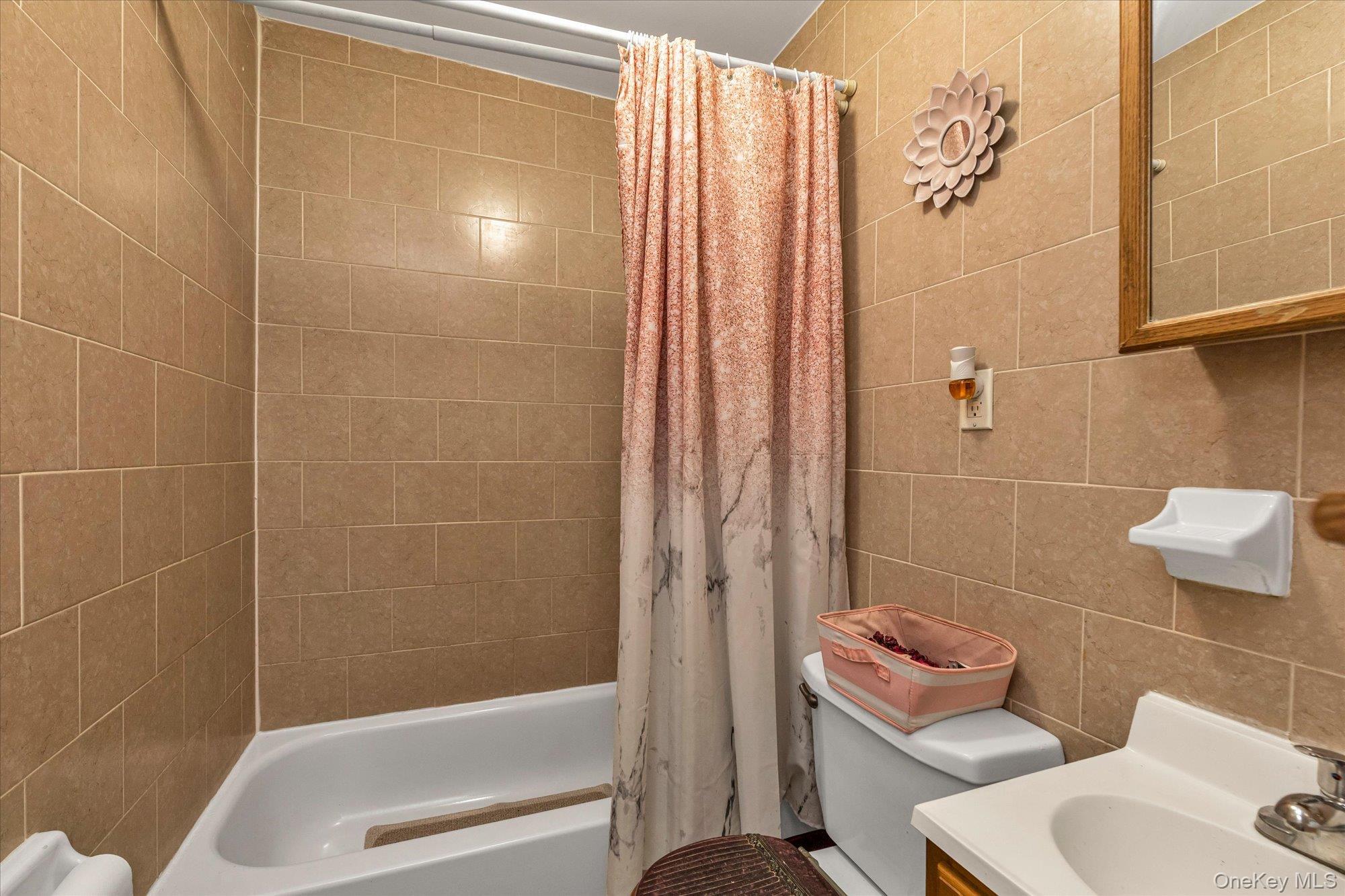 Single Family 201st  Queens, NY 11412, MLS-963433-12