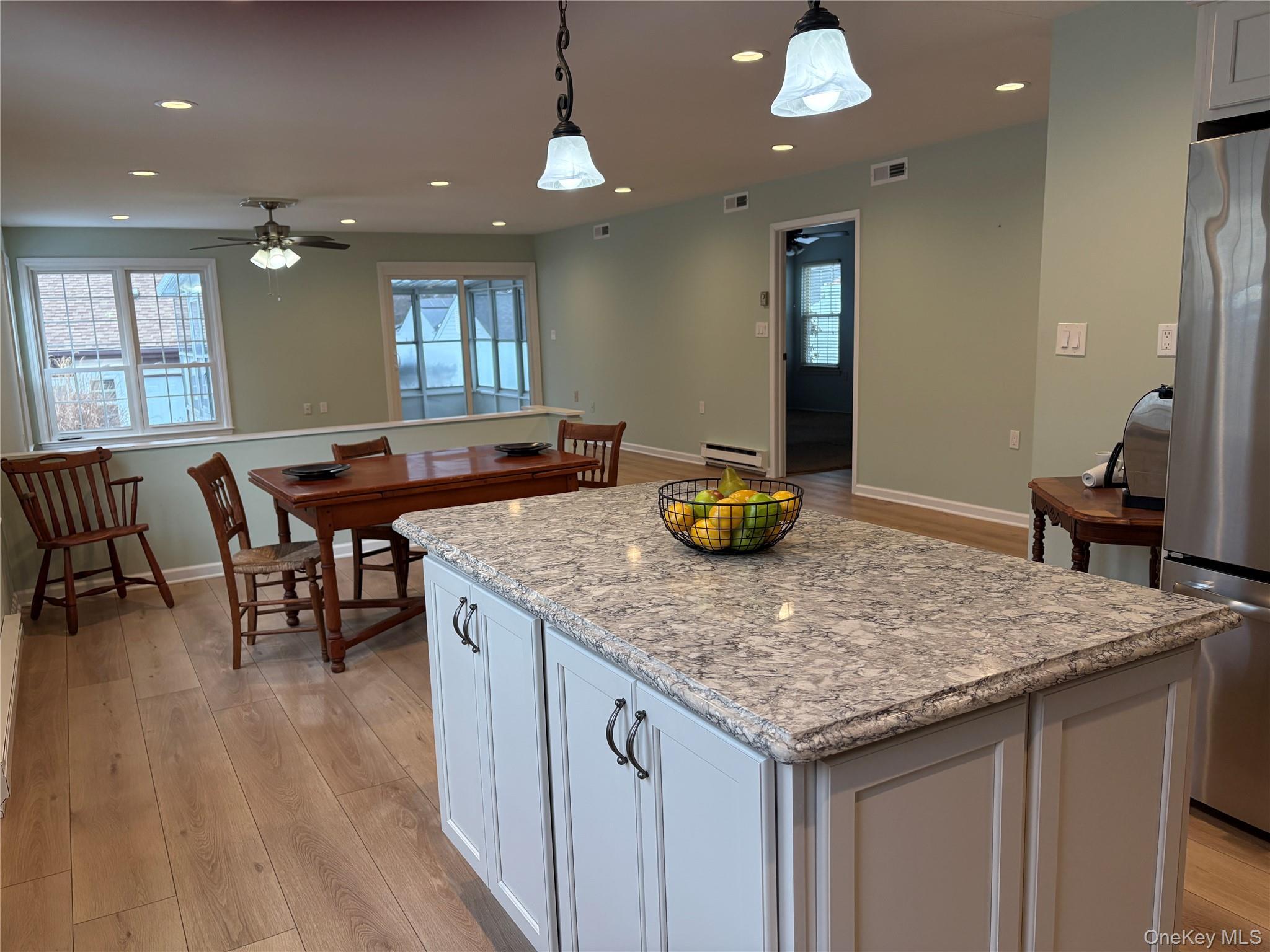 Condo Cranston Suffolk County, NY 11961, MLS-963436-6