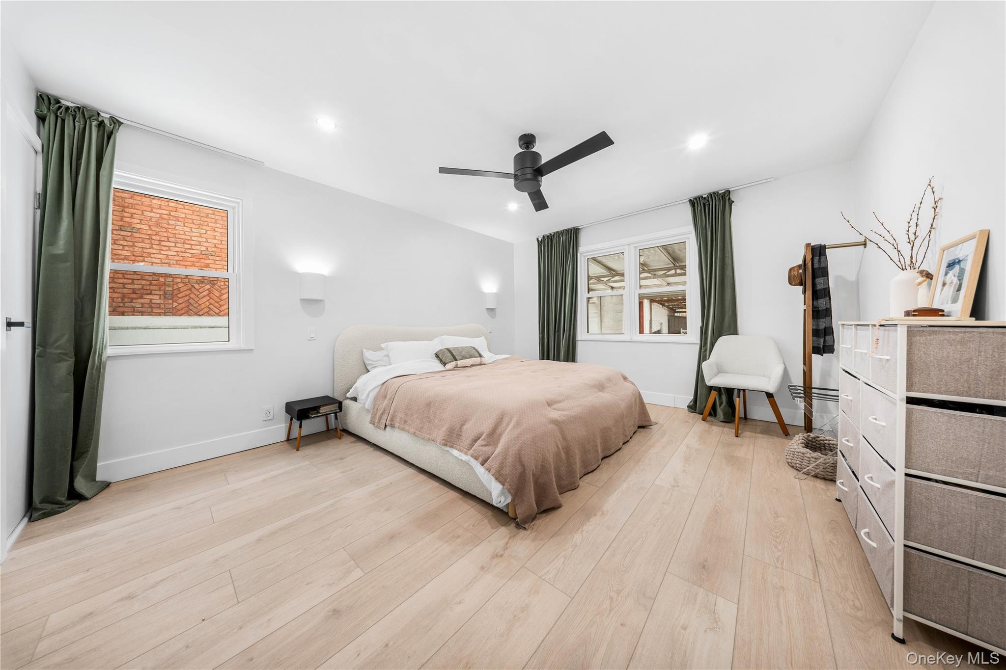 Single Family 73rd  Queens, NY 11370, MLS-963458-10