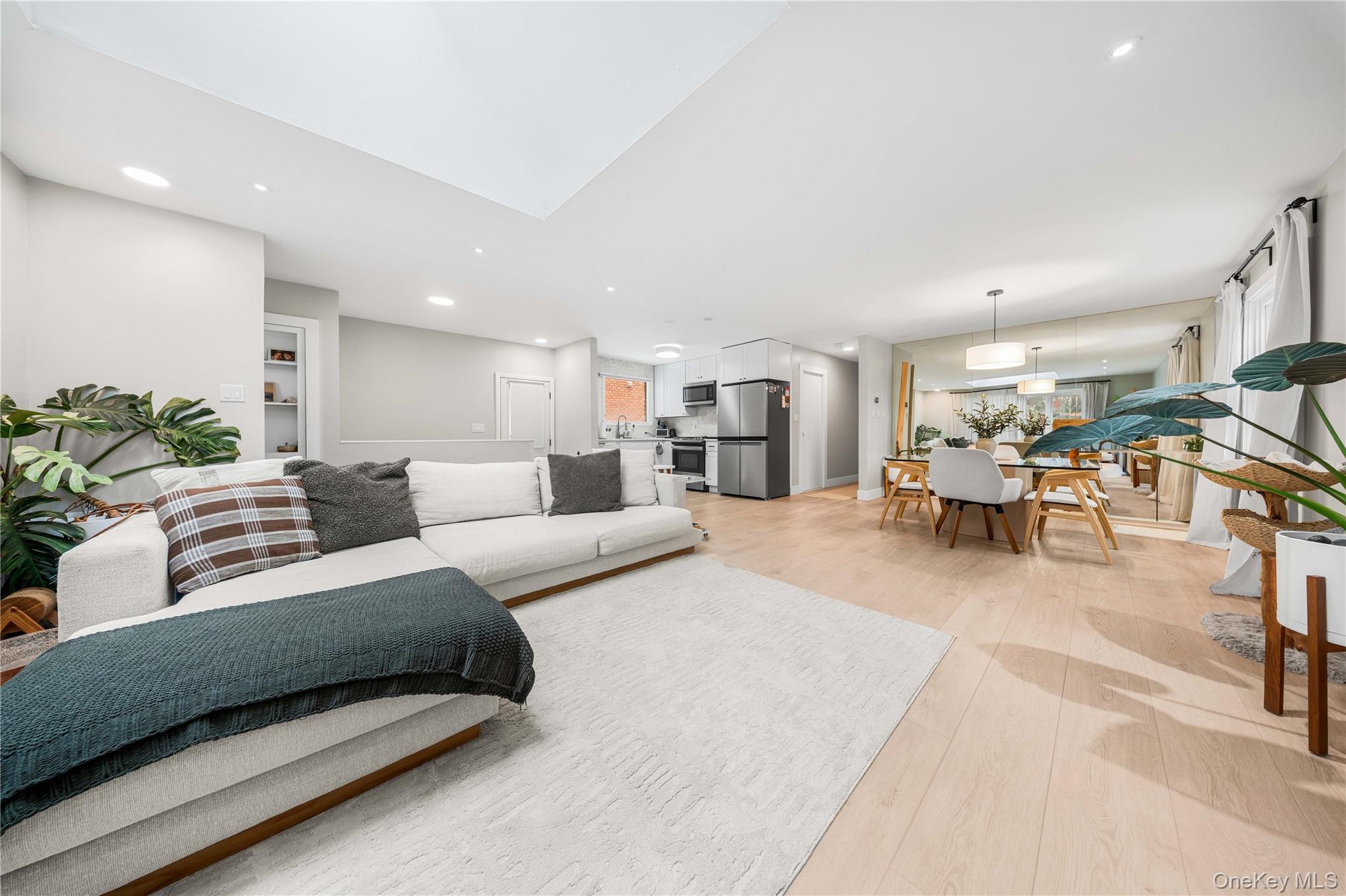 Single Family 73rd  Queens, NY 11370, MLS-963458-5