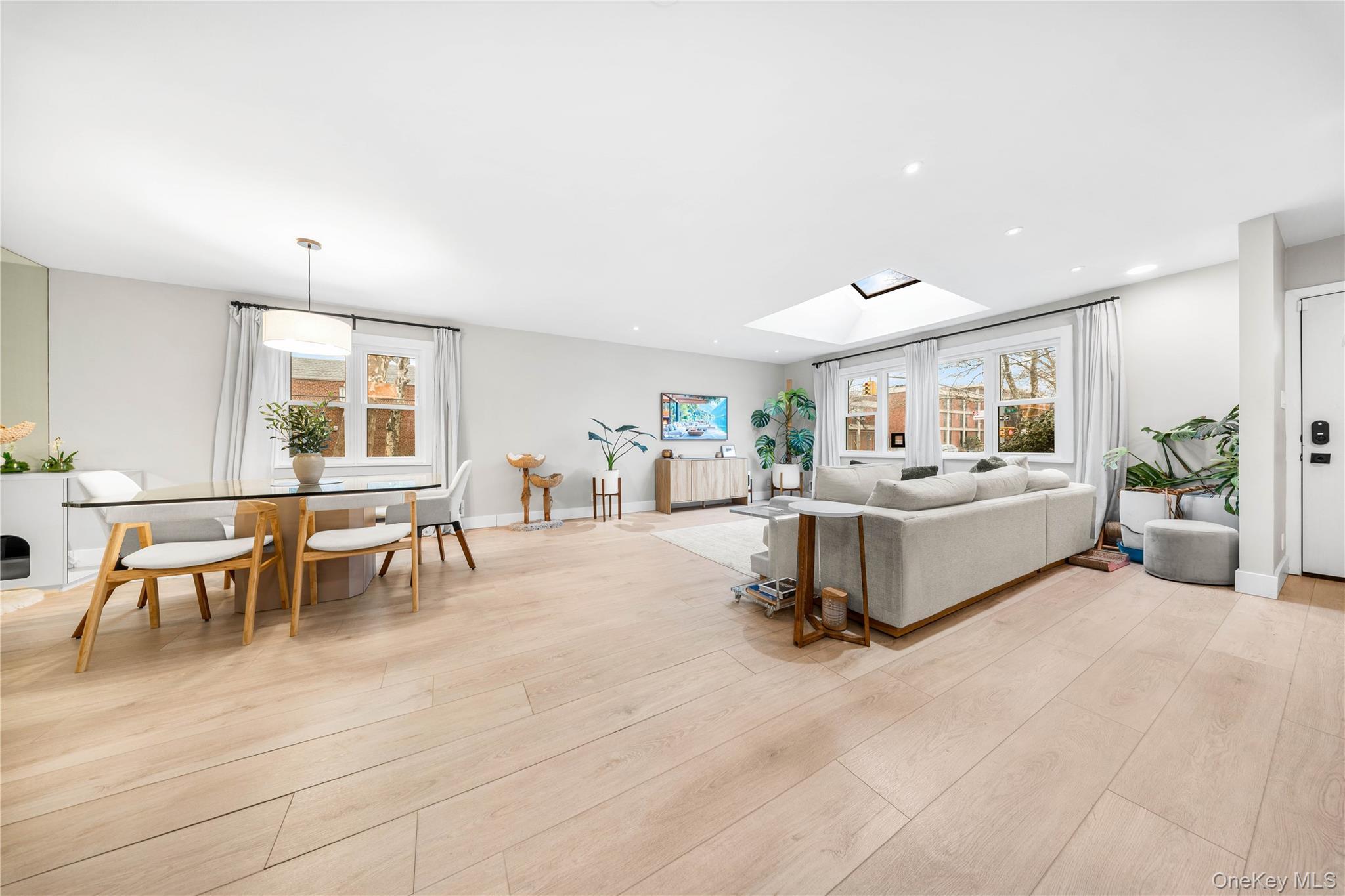 Single Family 73rd  Queens, NY 11370, MLS-963458-8