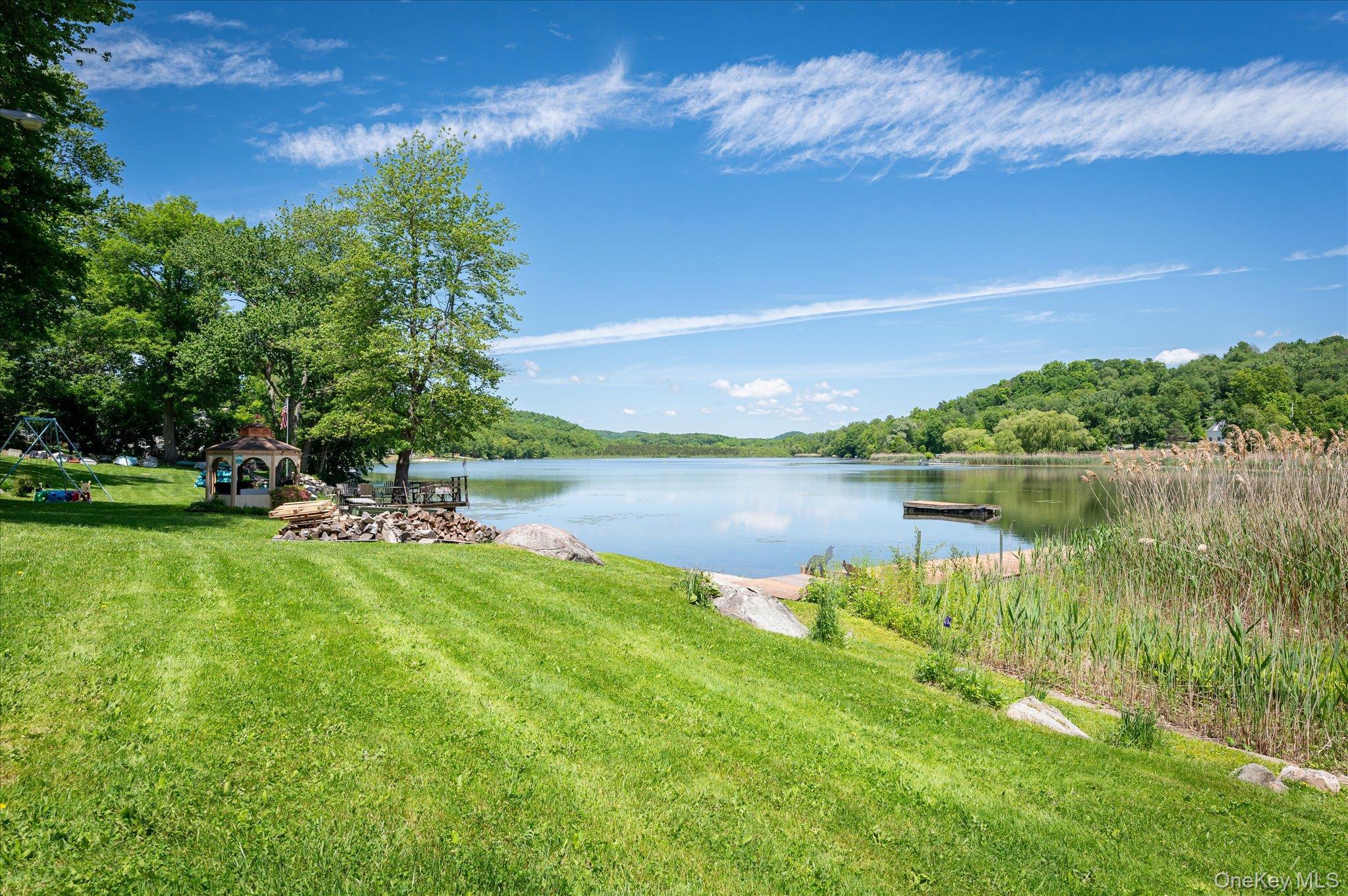 Single Family Tonetta Lake Way Putnam County, NY 10509, MLS-963467-48