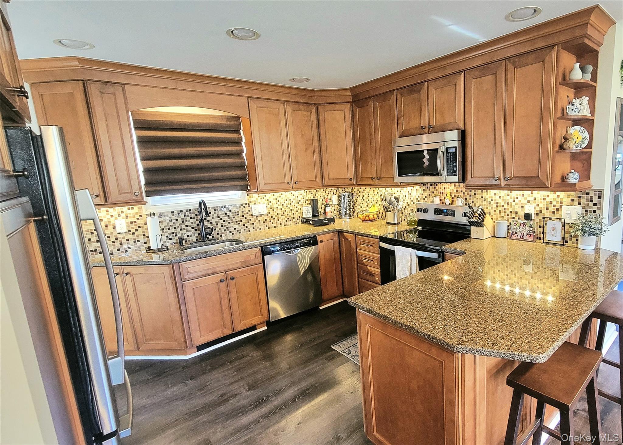 Single Family White Oak  Suffolk County, NY 11953, MLS-963472-2