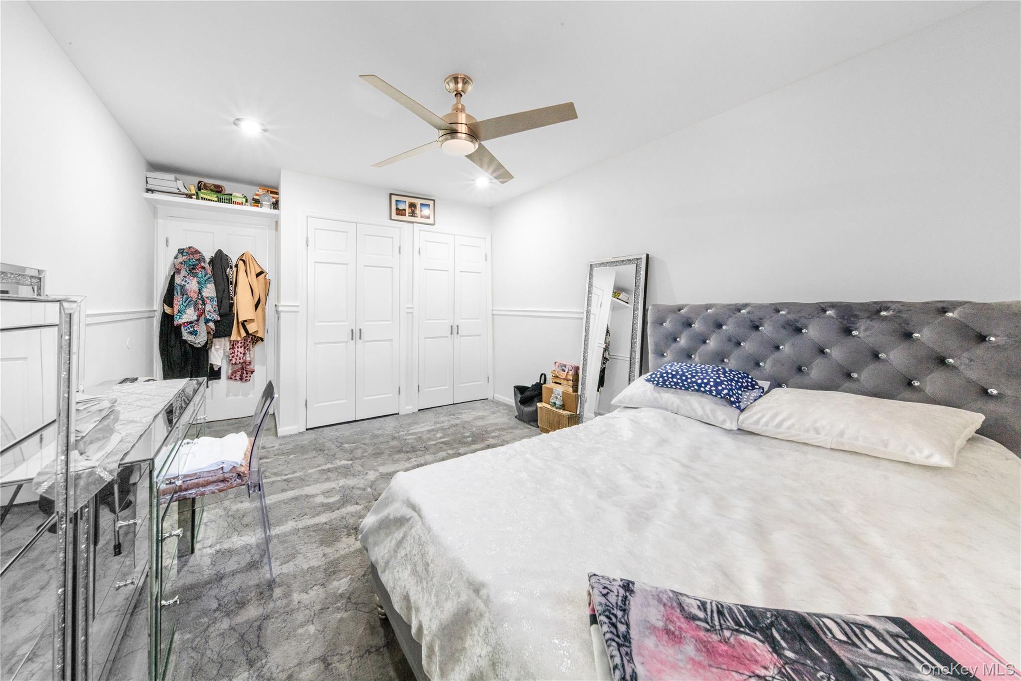 Single Family 76th  Queens, NY 11366, MLS-963486-15