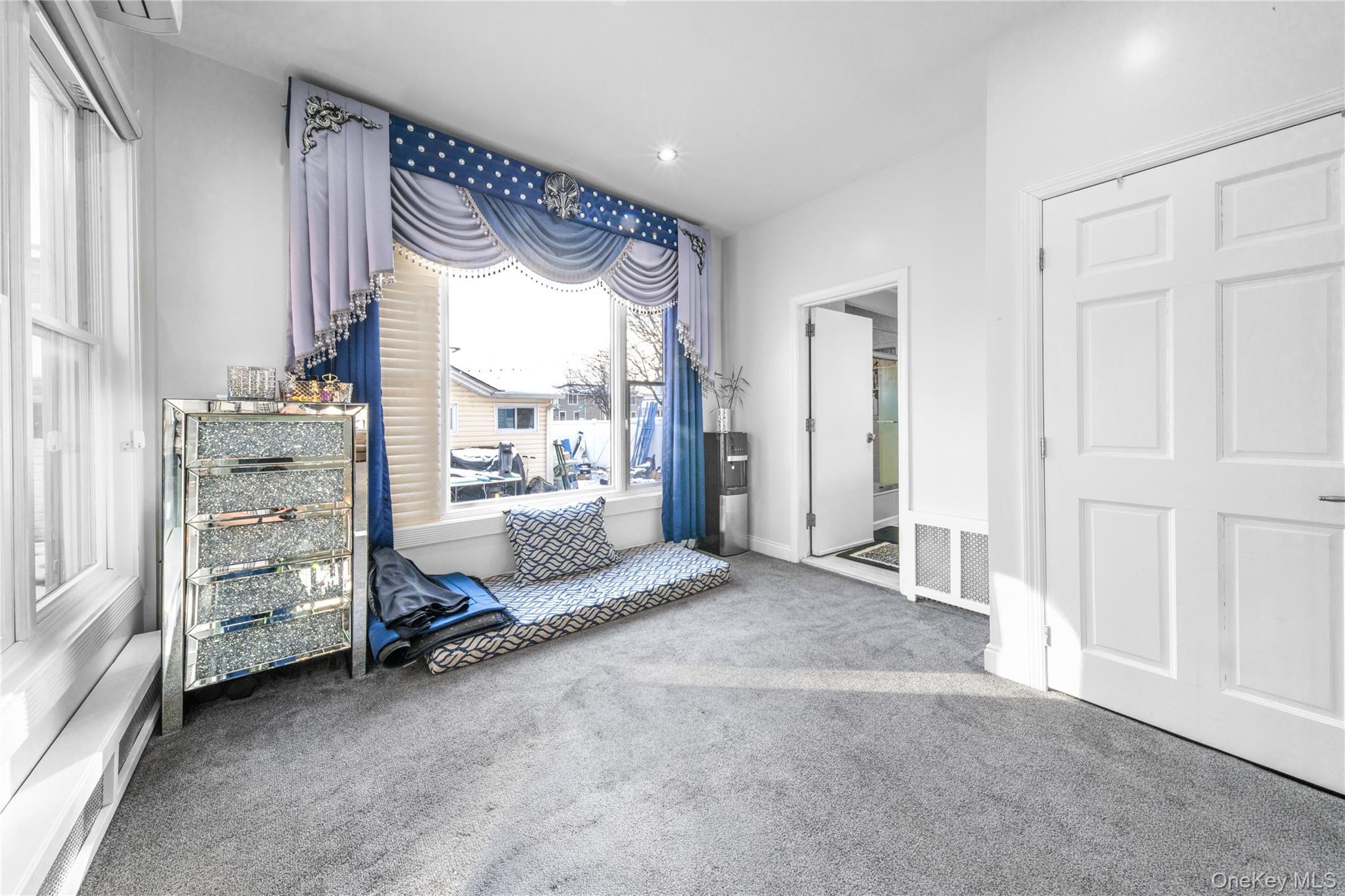 Single Family 76th  Queens, NY 11366, MLS-963486-19