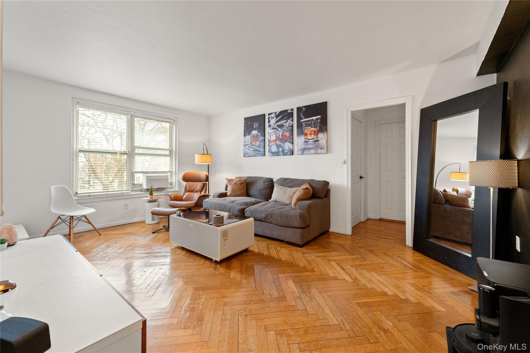 Coop 72nd St  Brooklyn, NY 11209, MLS-963513-4