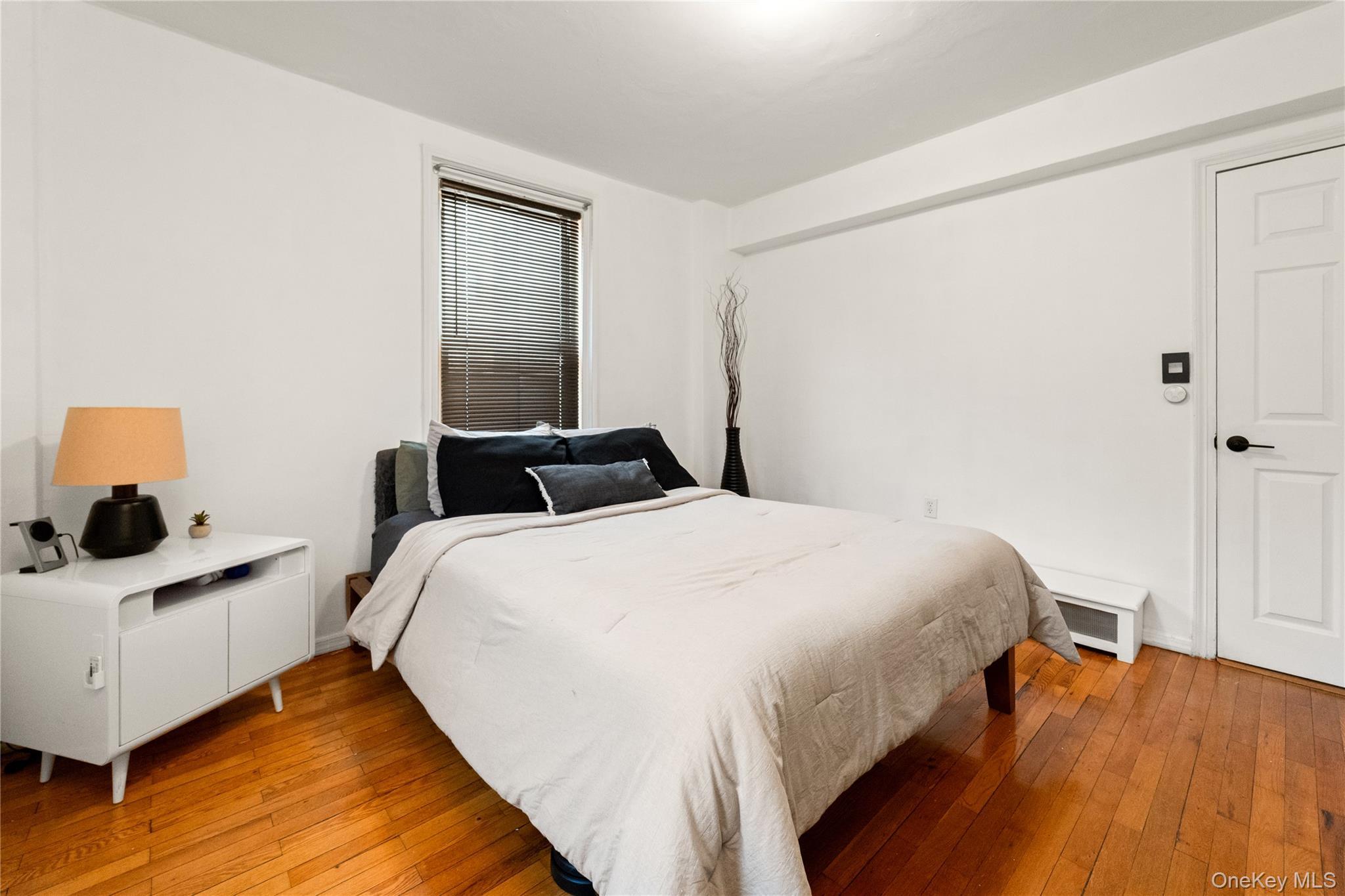 Coop 72nd St  Brooklyn, NY 11209, MLS-963513-8