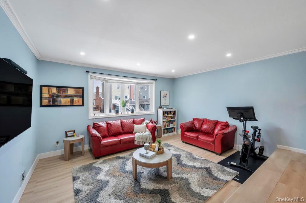 Single Family Balcom  Bronx, NY 10465, MLS-963514-9